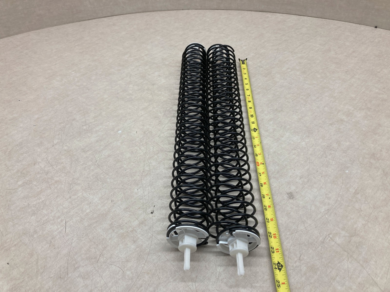 Set of 4 Seaga IQ640 Vending Helix Dispensing Coil 24-Count Holder Spring