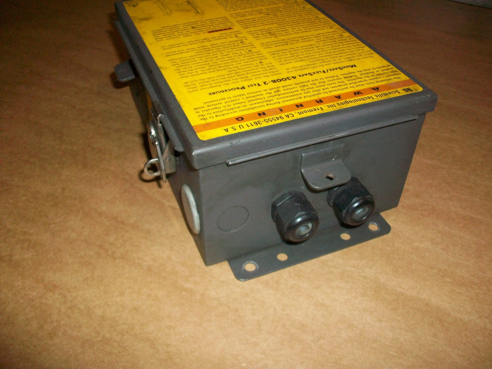 Scientific TechnologiesLight Curatin Controller MS4324B-2