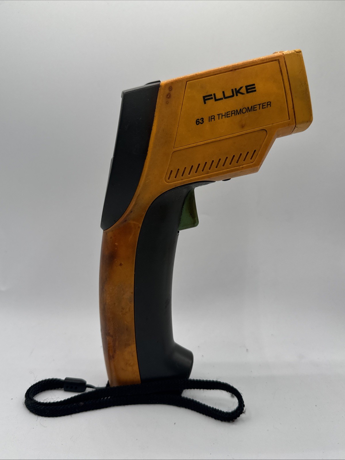 Fluke 63 IR Thermometer Tested Includes Battery