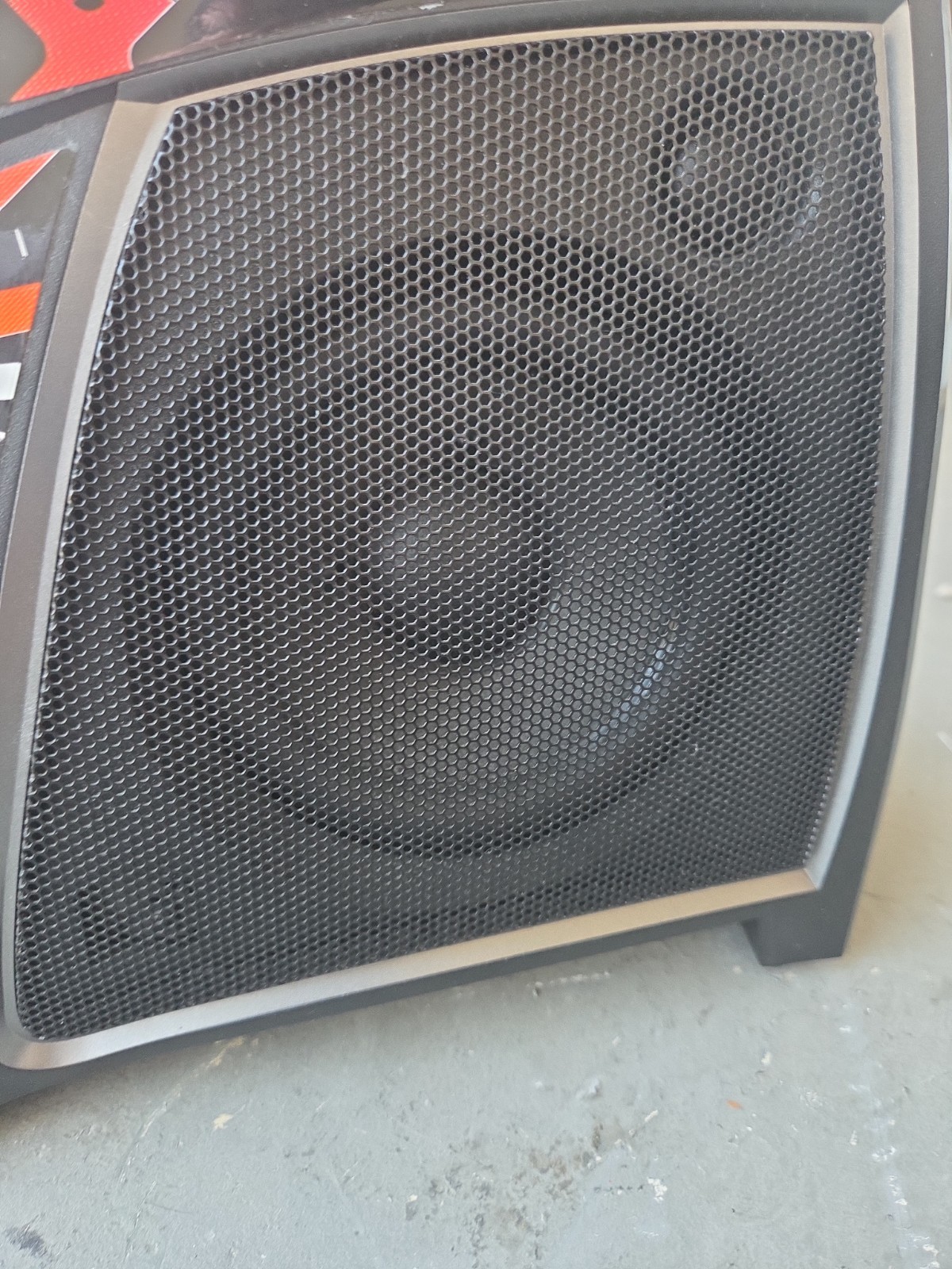 Zune kicker ZK500 Speaker MP3 Player
