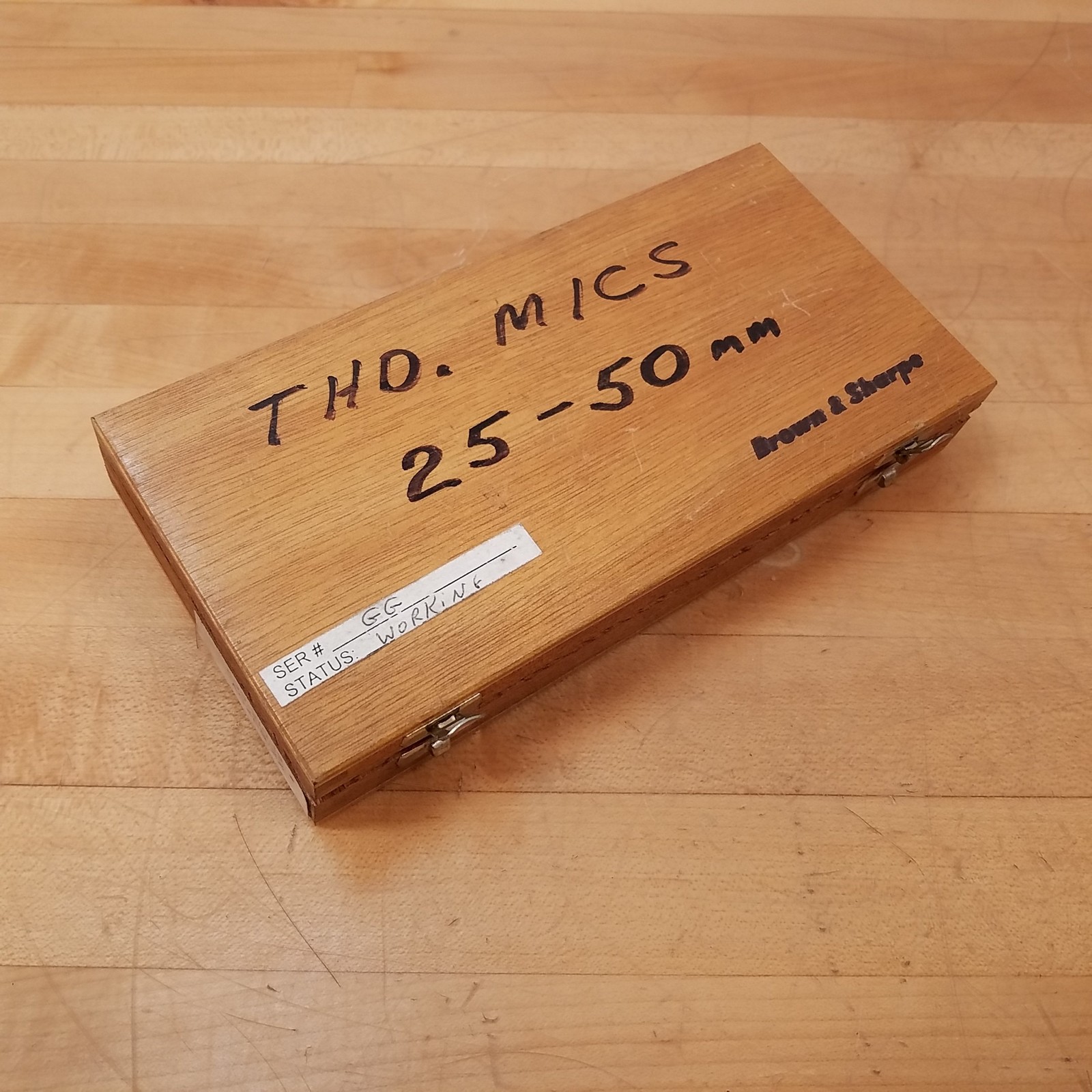Brown & Sharpe 210-12, 25-50mm, Thread Micrometer Without Tips - USED