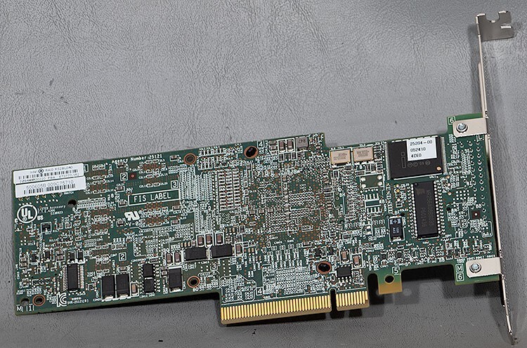 NEW Intel RS2BL040 6 Gbs PCIe SAS/SATA RAID Hard Drive Controller Card