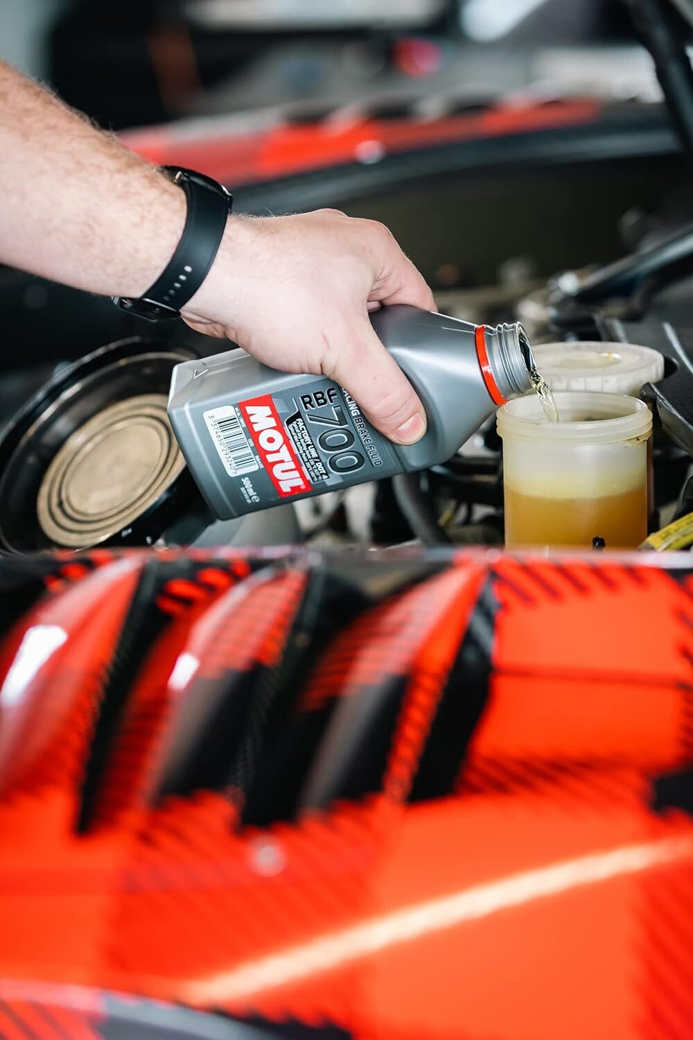 Motul 111257 RBF 700 Factory Line DOT 4 Racing Brake Fluid – 500 ml - 9 Pack