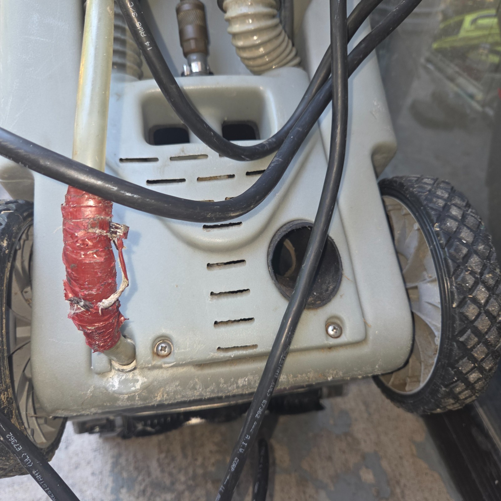 Kent Aqua Power C4 Carpet Express Carpet Extractor Cleaner Machine READ NEEDS