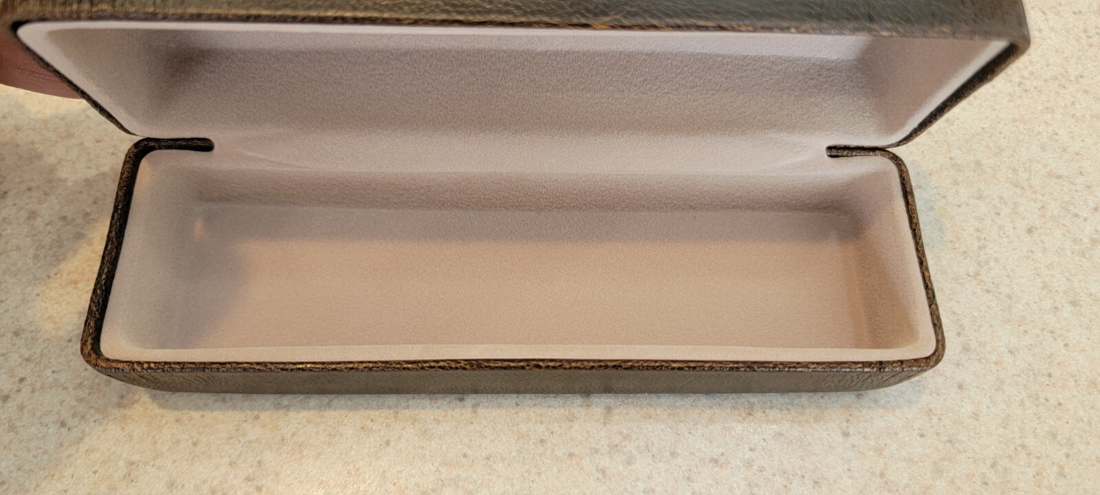 Nike Medium Box Leatherette metal clad classic replacement case