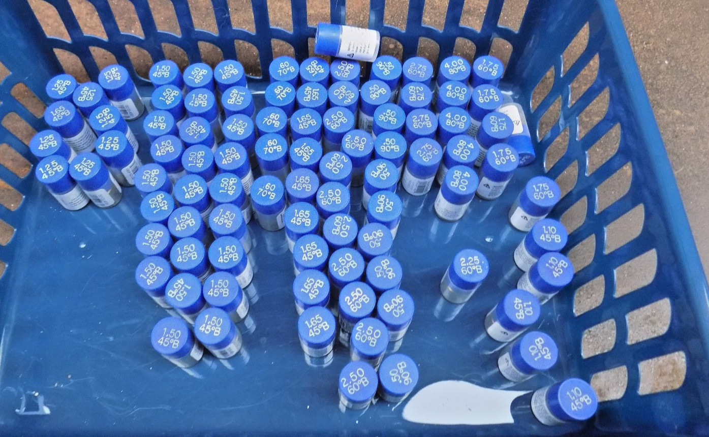 2,  1.50-45 B DELAVAN OIL BURNER NOZZLES 2 PER BID NICE TO HAVE A  NEW SPARE "B"