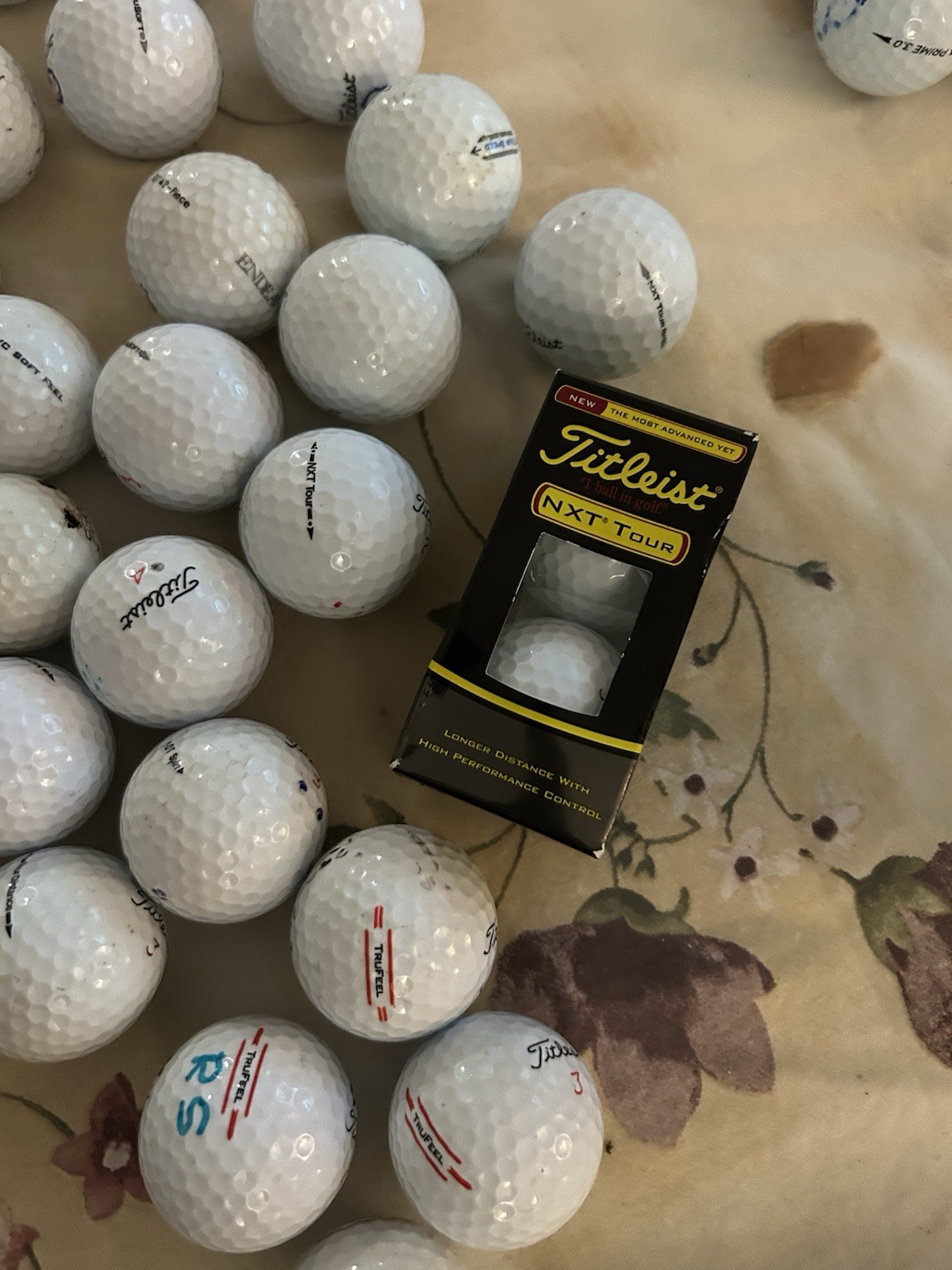 Assorted Titleist 4A Golf Balls 37 Count
