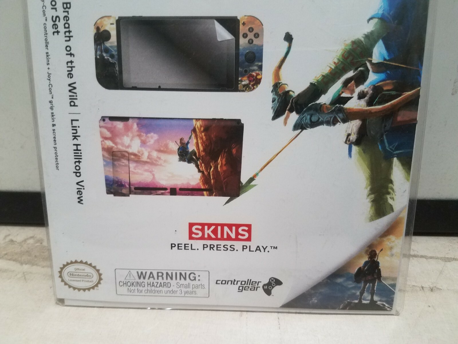 Controller Gear Nintendo Switch Skin & Screen Protector Zelda Link top hill