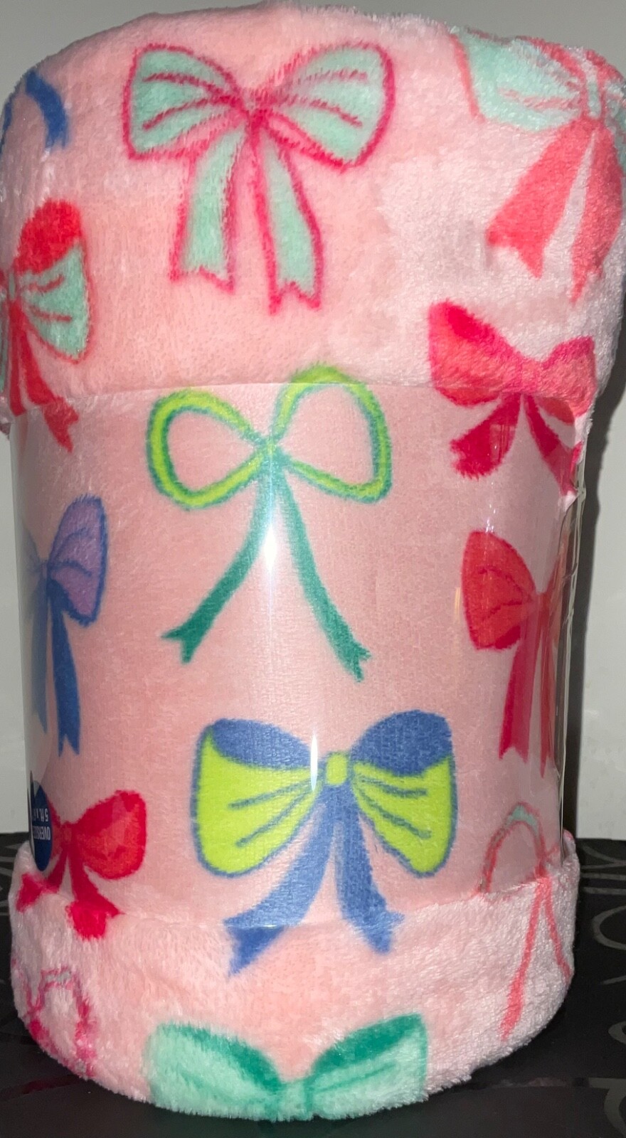 Bows Pink Soft Plush Throw Blanket 5' x 6 ft - The Big One -New