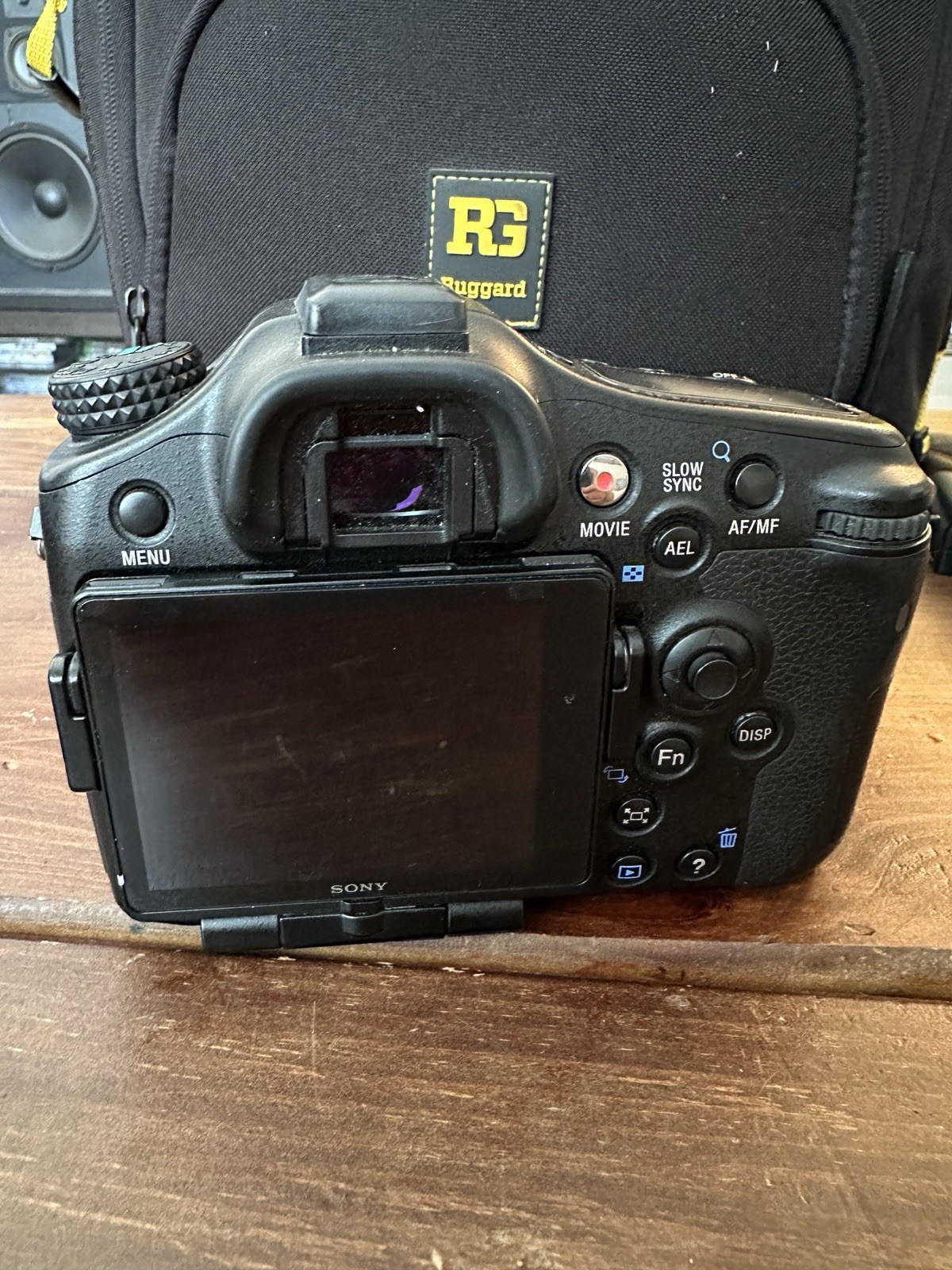 Sony Alpha a77 Camera Bundle Tamron 18-200mm + Minolta 70-210mm