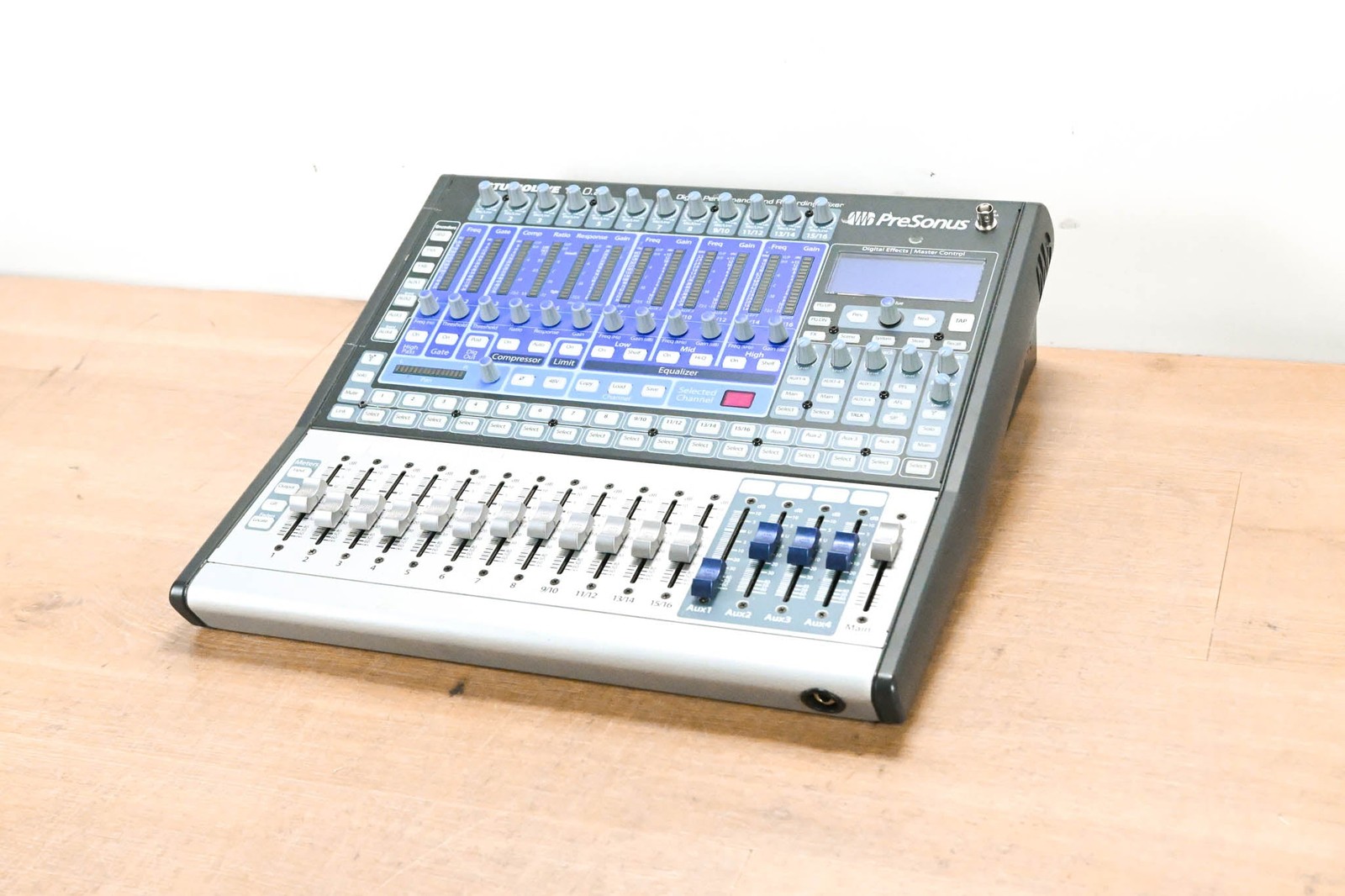 PreSonus StudioLive 16.0.2 16-Channel Digital Mixer CG013X6