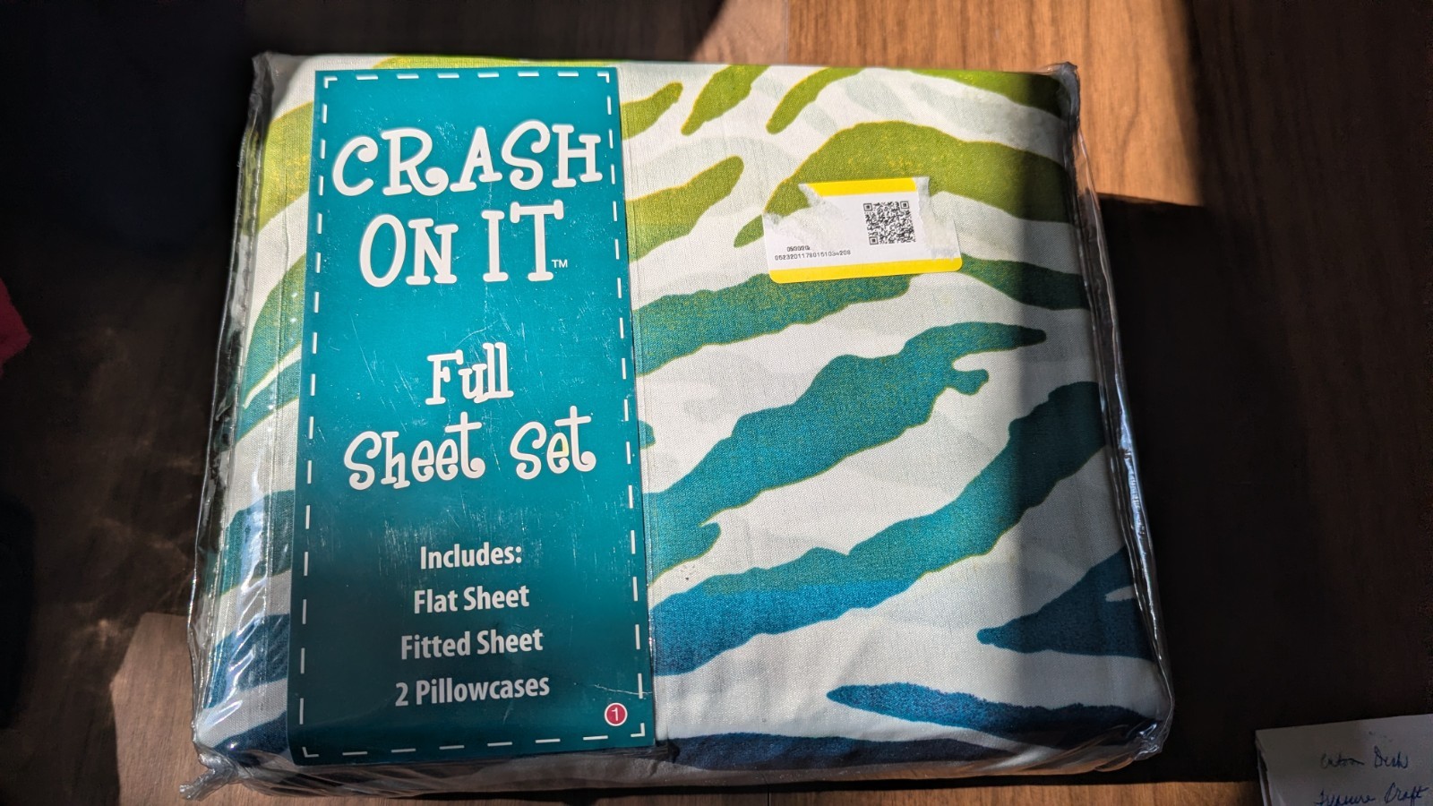 NIP CRASH ON IT Multicolor Full Sheet Set Microfiber/Poly