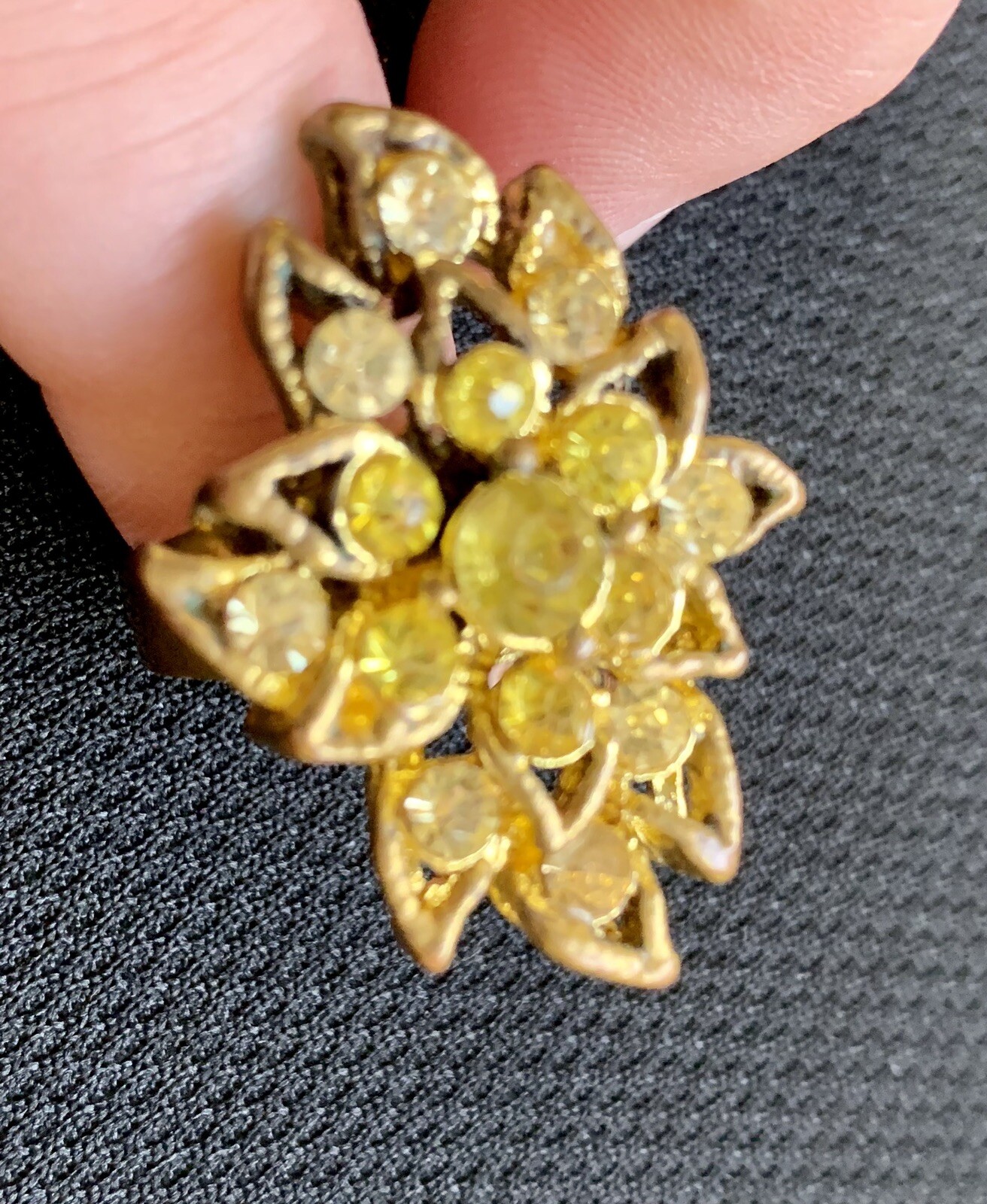 Vintage Adjustable Yellow & white rhinestone ring
