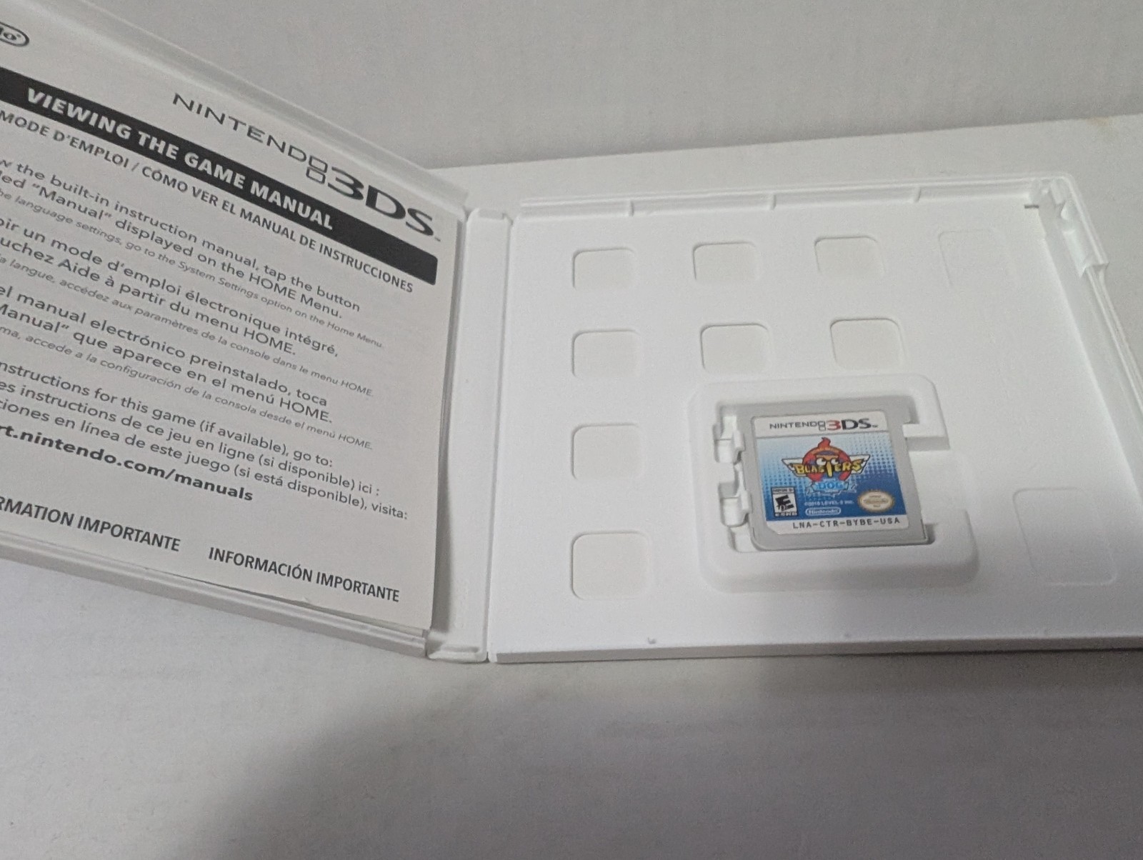 Yo-Kai Watch Blasters: White Dog Squad Complete CIB Authentic Tested