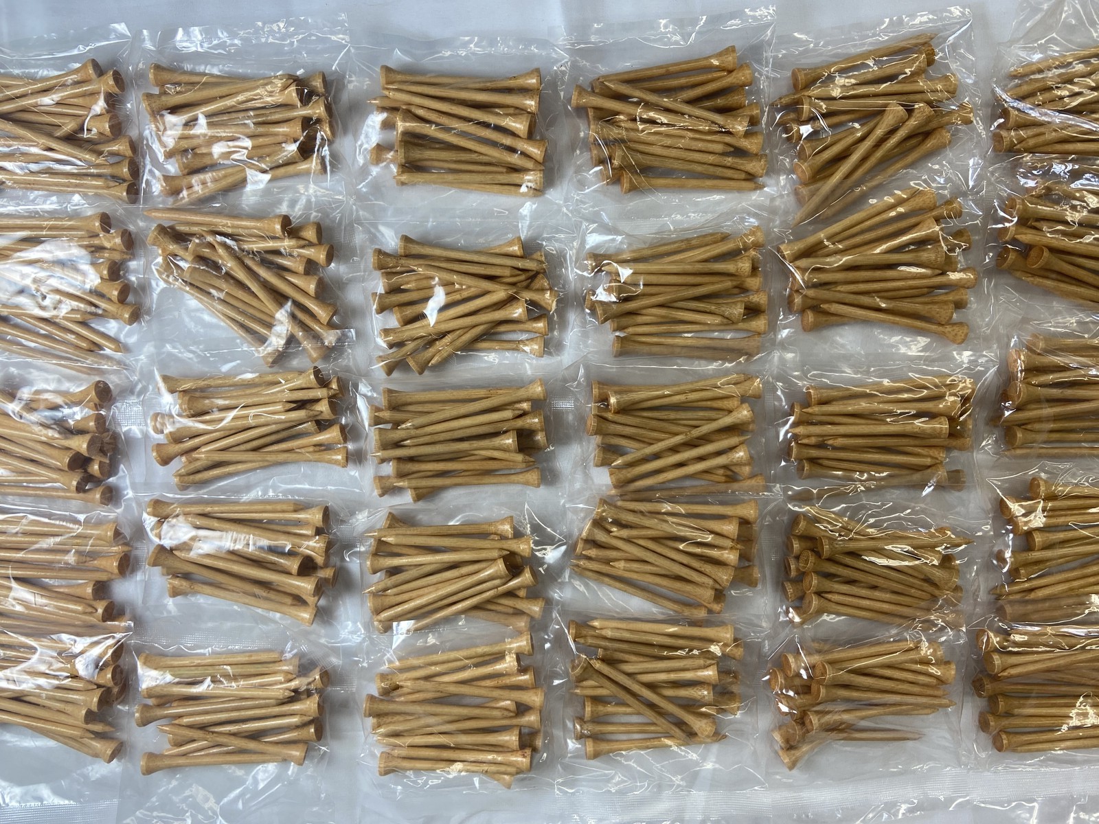 100 Hurricane Golf 2 3/4" Natural Wood Golf Tees 15 Packs 1500 Total