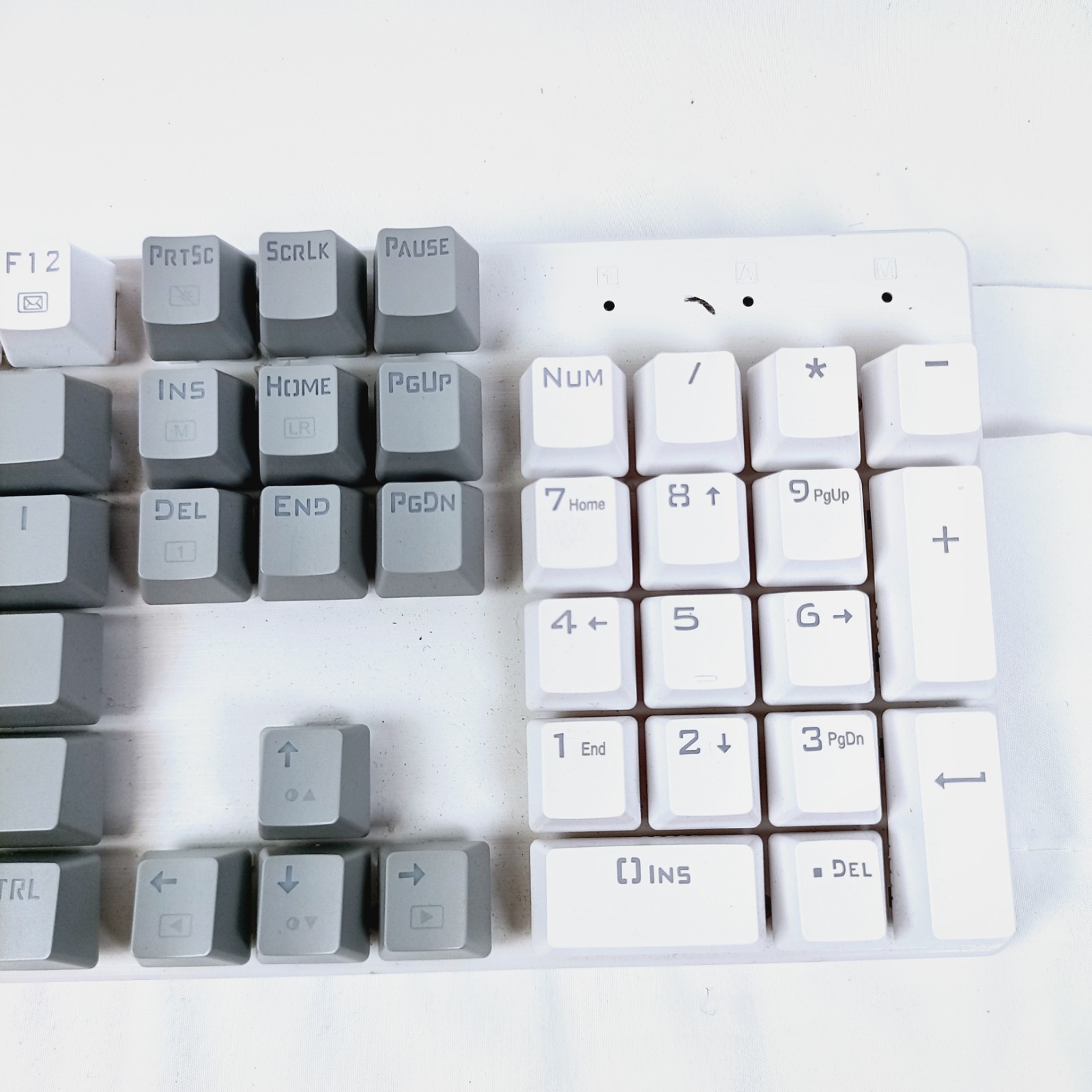 ET Tech PC372A Wireless Mechanical Gaming Keyboard White Gray Tested EUC