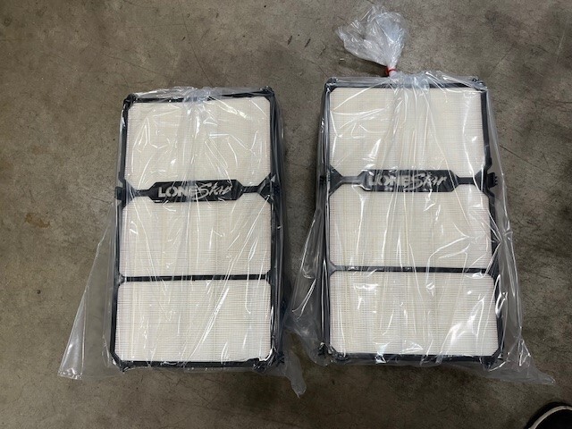INTERNATIONAL KT FLTR 2599273C92 2599273C93 BOTH AIR FILTERS IN KIT