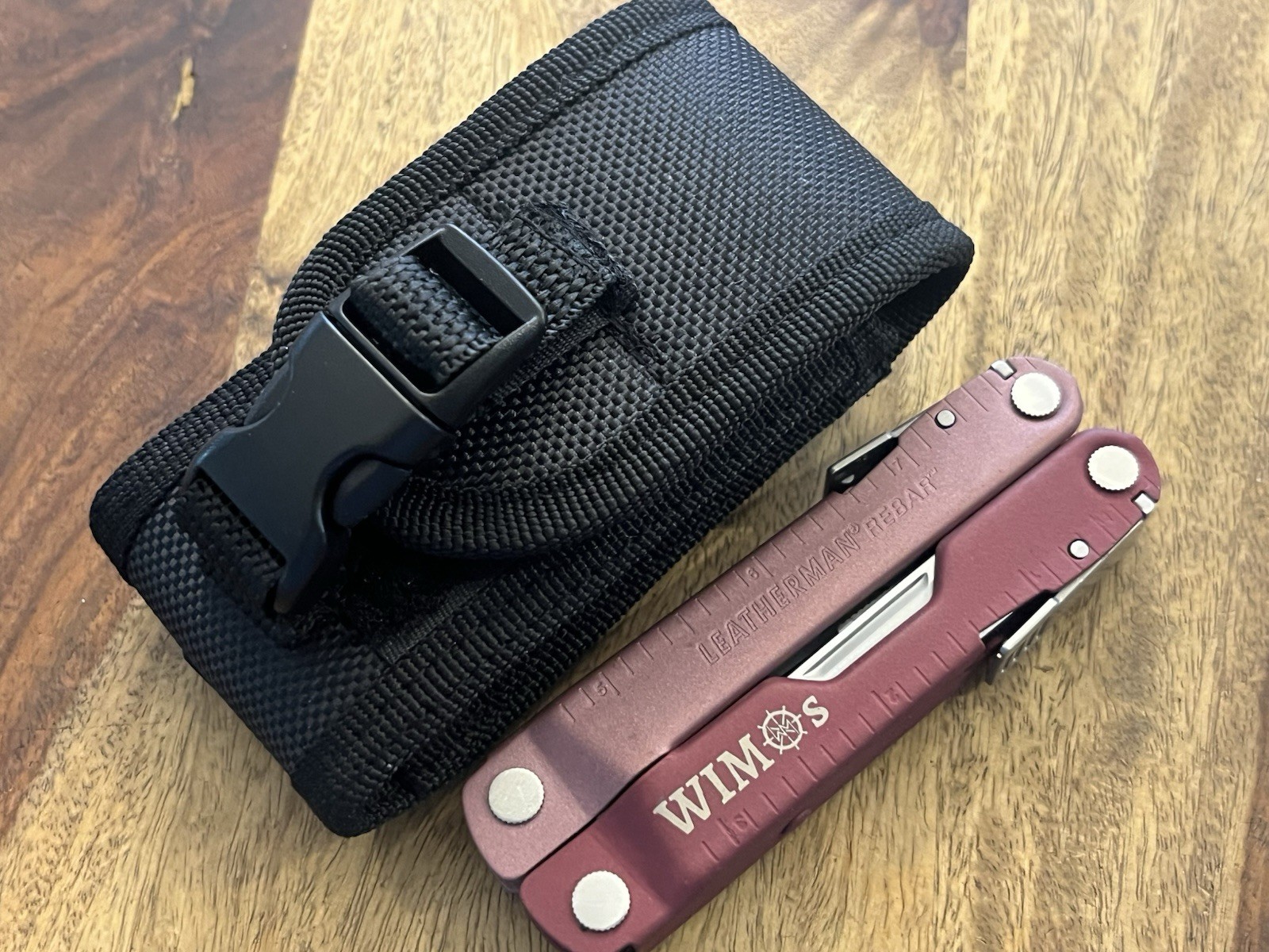 Leatherman Rebar Heathered Cranberry Multi-Tool (17-in-1) SUPER NICE!!! w/Sheath