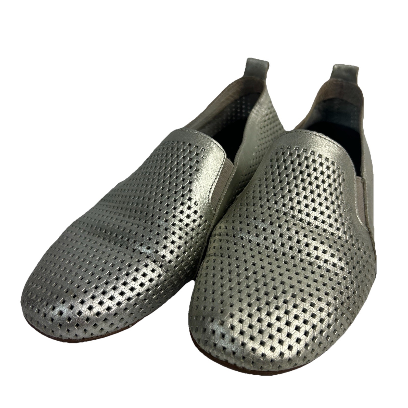 Klouds Tia Slip On Shoes Perforated Leather Silver Metallic Womens Size 39 AU 8