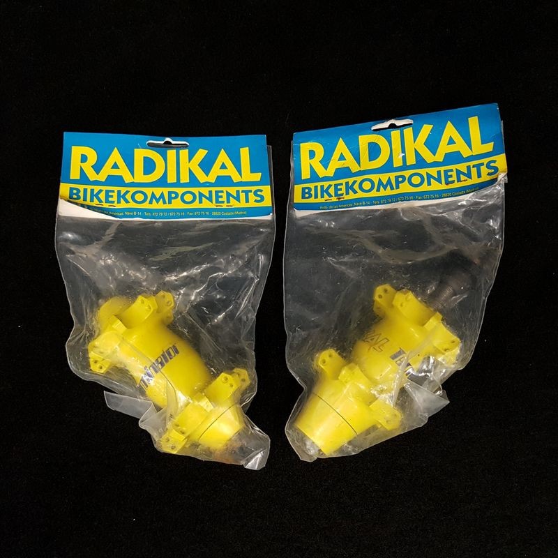 Pair Of Hubs N.O.S "RADIKAL" 32t (Ref 475)