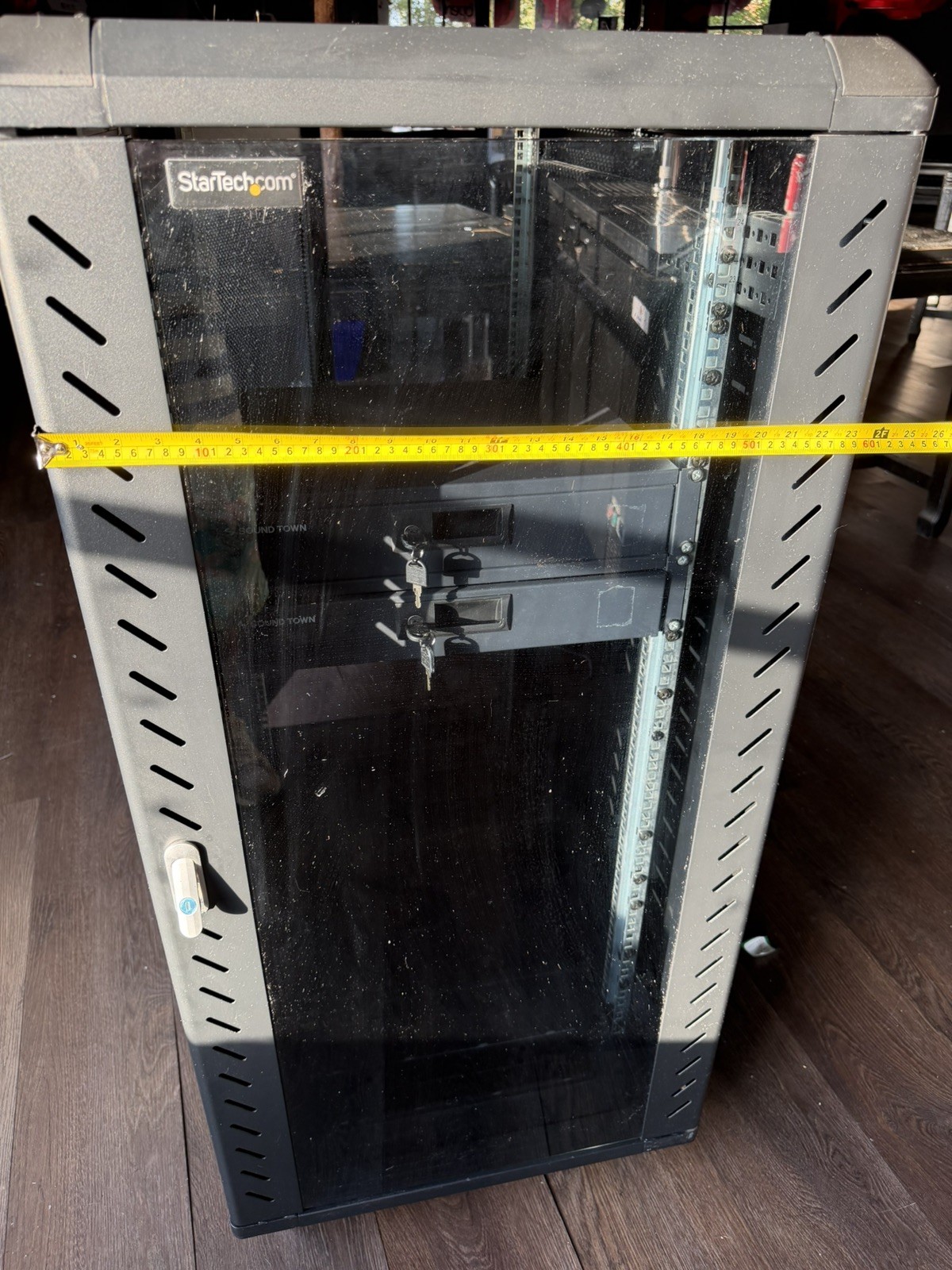 StarTech 25U 19” Server Network AV Rack Cabinet Glass Door 2 Locking Drawers