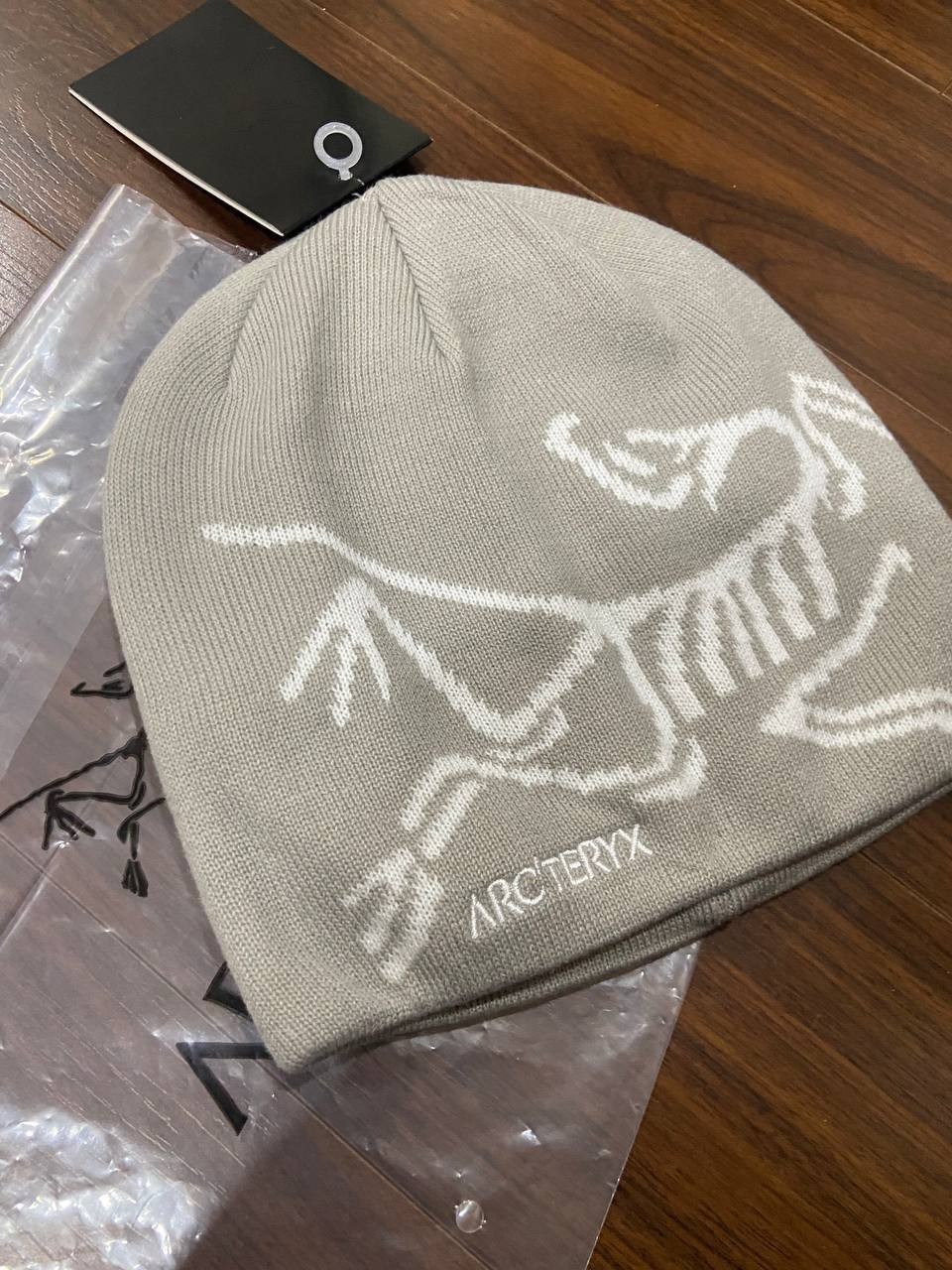 NWT Arc'teryx Bird Head Toque Beanie Hat Gray Winter Cap