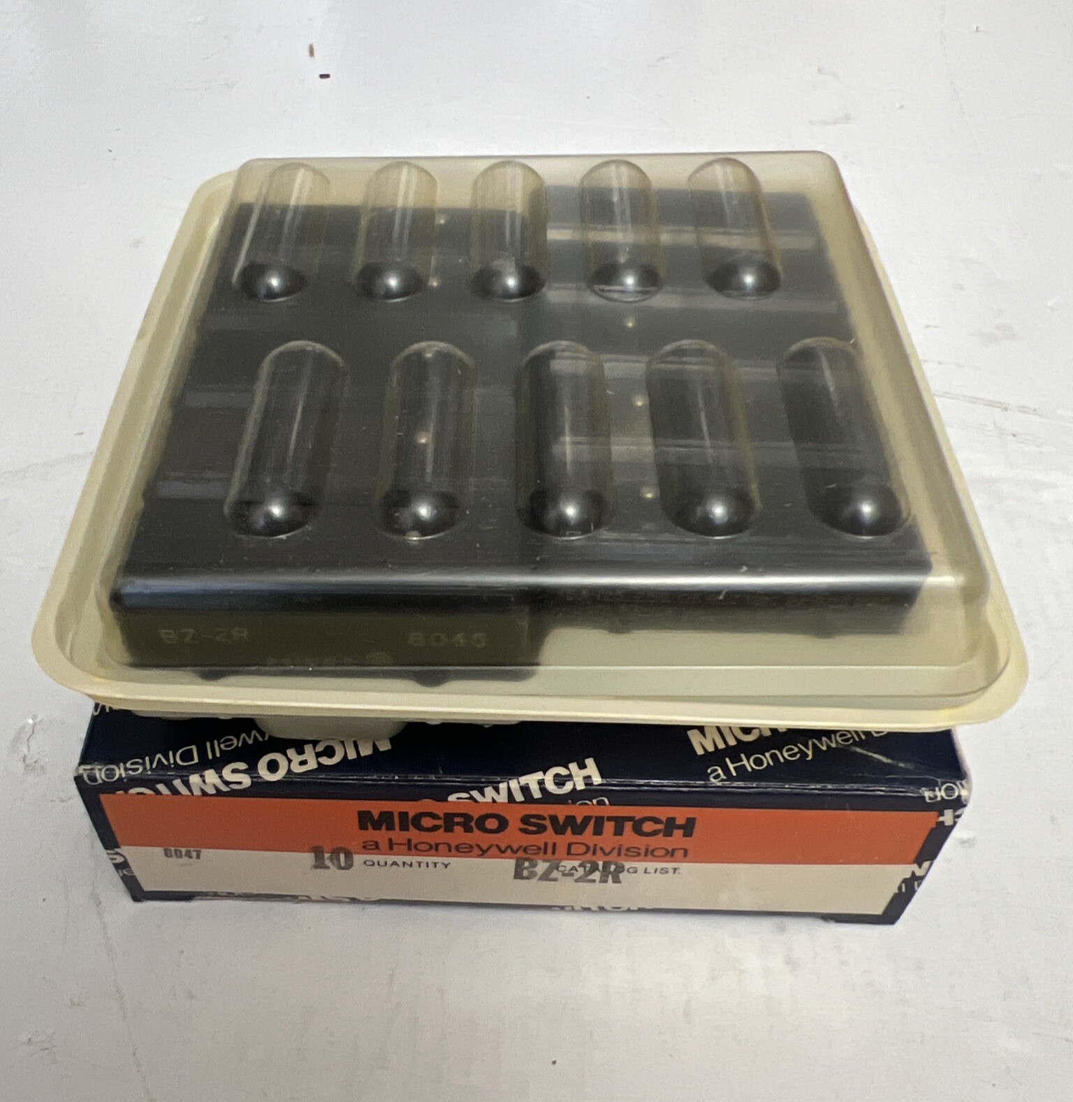 Honeywell Micro Switch BZ-2R 8045 (Lot of 10)