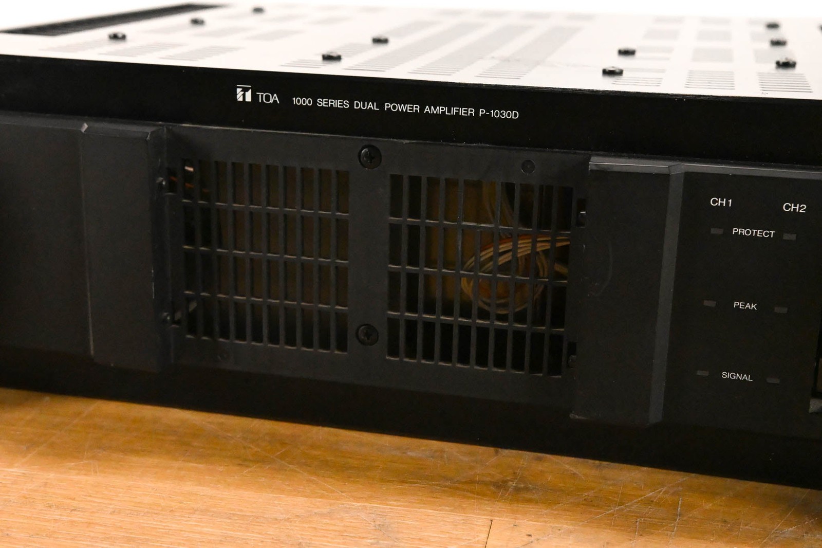 TOA P-1030D 2-Channel Power Amplifier CG00PY8