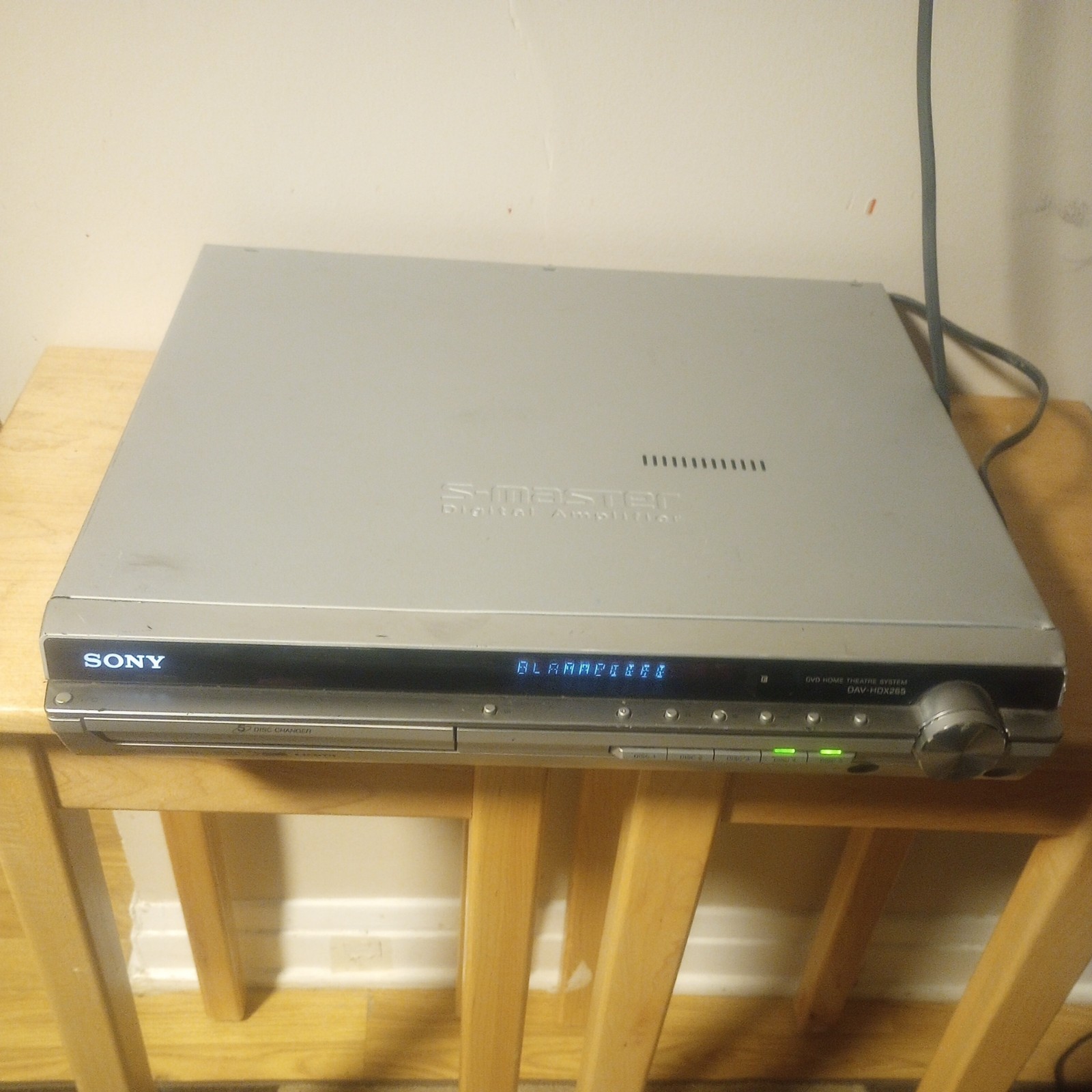 Sony DAV-HDX265 HDMI 5-Disc Changer DVD/CD/SACD Player No Remote Working Cond.