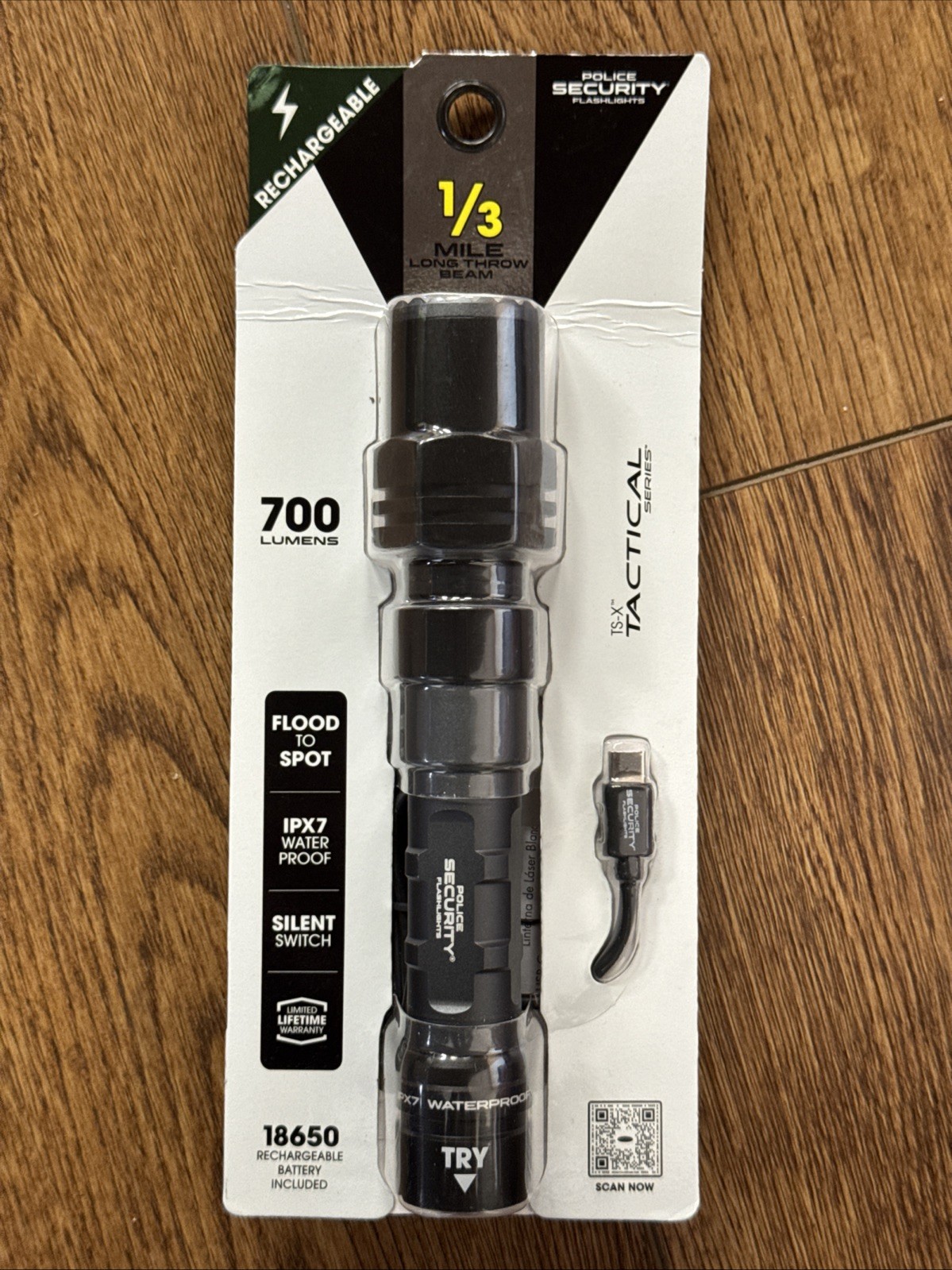 Police Security Flashlight 87806 LED 700 Lumen 1/3 Mile Long Throw Beam Tactical