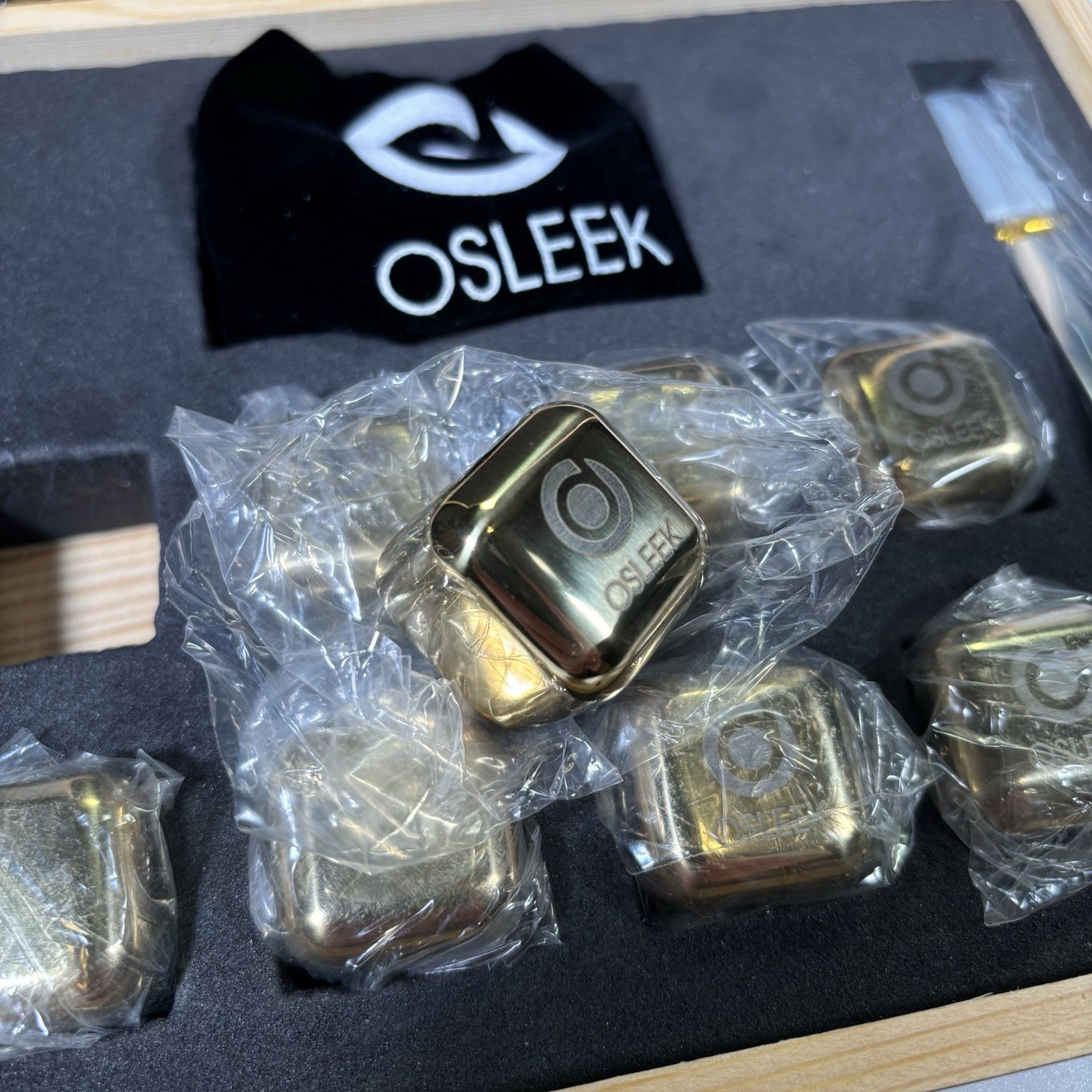 Osleek Gold Edition Whiskey Stone Ice Cube Set SET OF 8 Ice Cubes Chilling New