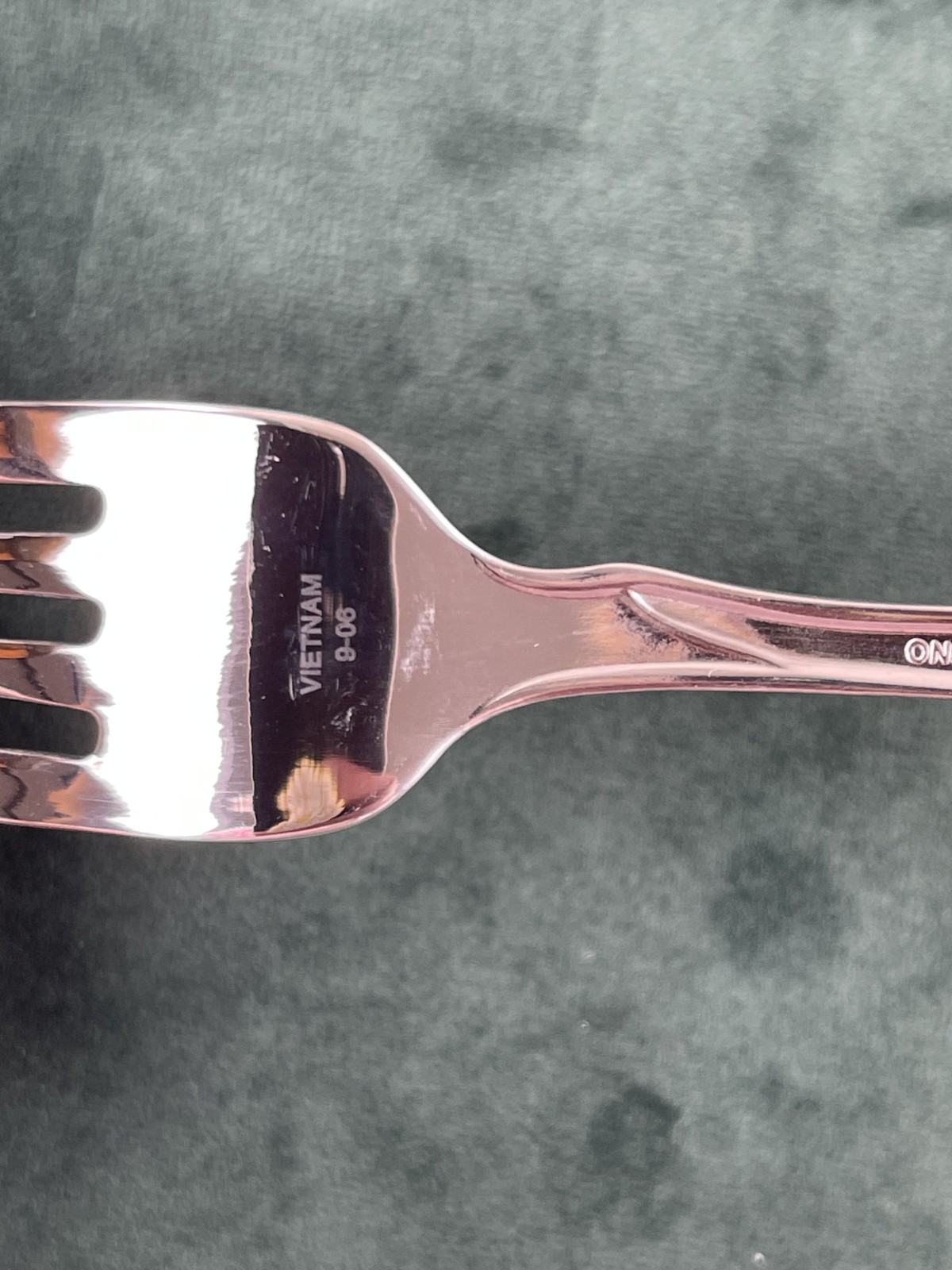 Oneida Stainless FLIGHT RELIANCE Flatware Place Setting Fork Spoon Knife 9-06