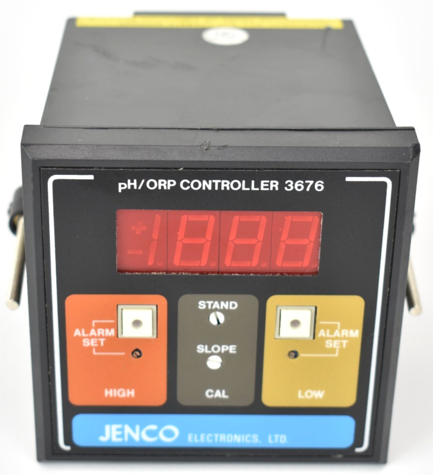 Jenco 3676 pH/ORP Controller Transmitter - 1/4 DIN 4-20mA Dual Relay LED - NOS