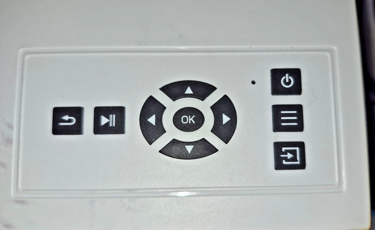 TAOTAOLE LED PROJECTOR with Remote Control