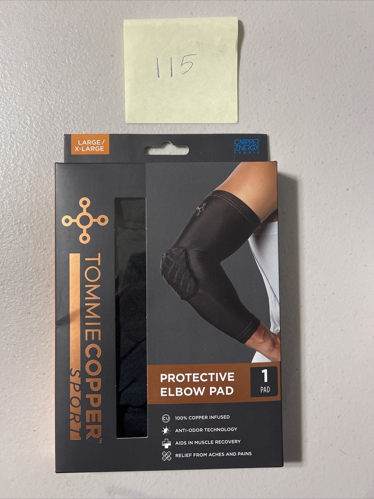 One NEW Tommie Copper Sport Protective Elbow Pad Large/ X-Large "Black"
