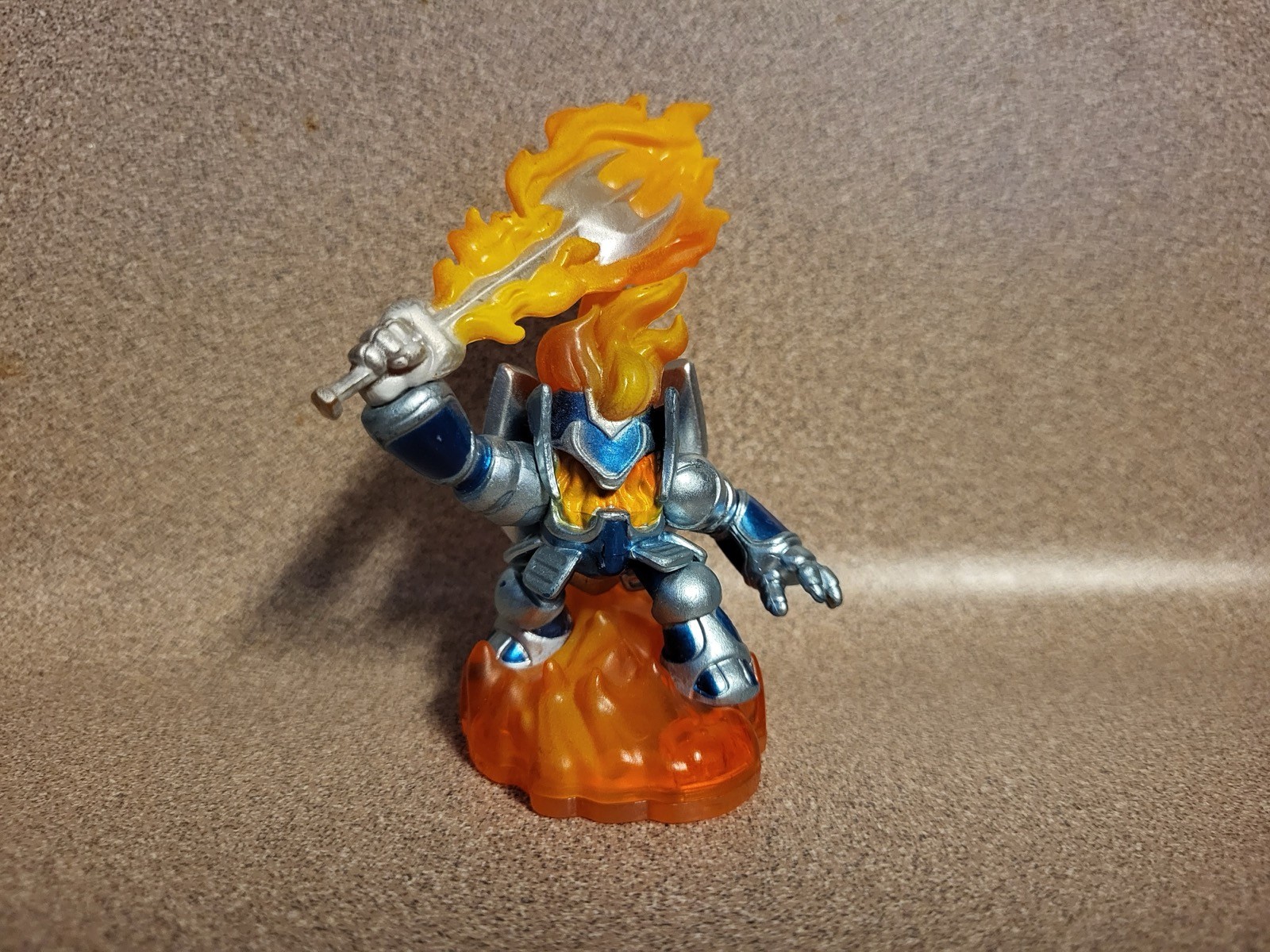 Skylanders Giants Activision Ignitor Action Figure Good Condition