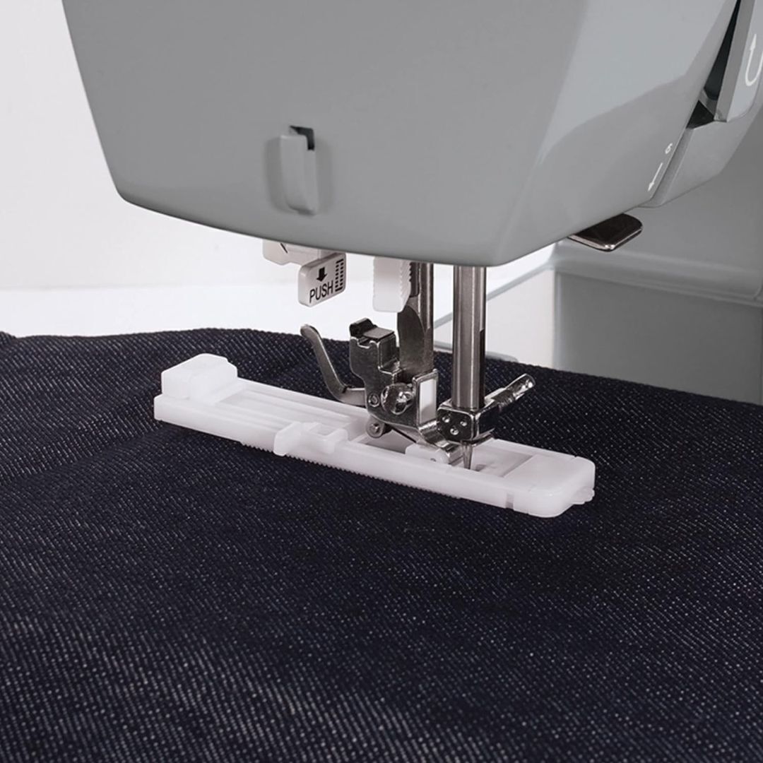 SINGER 64S Heavy Duty Sewing Machine with 97 Built-In Stitch Applications