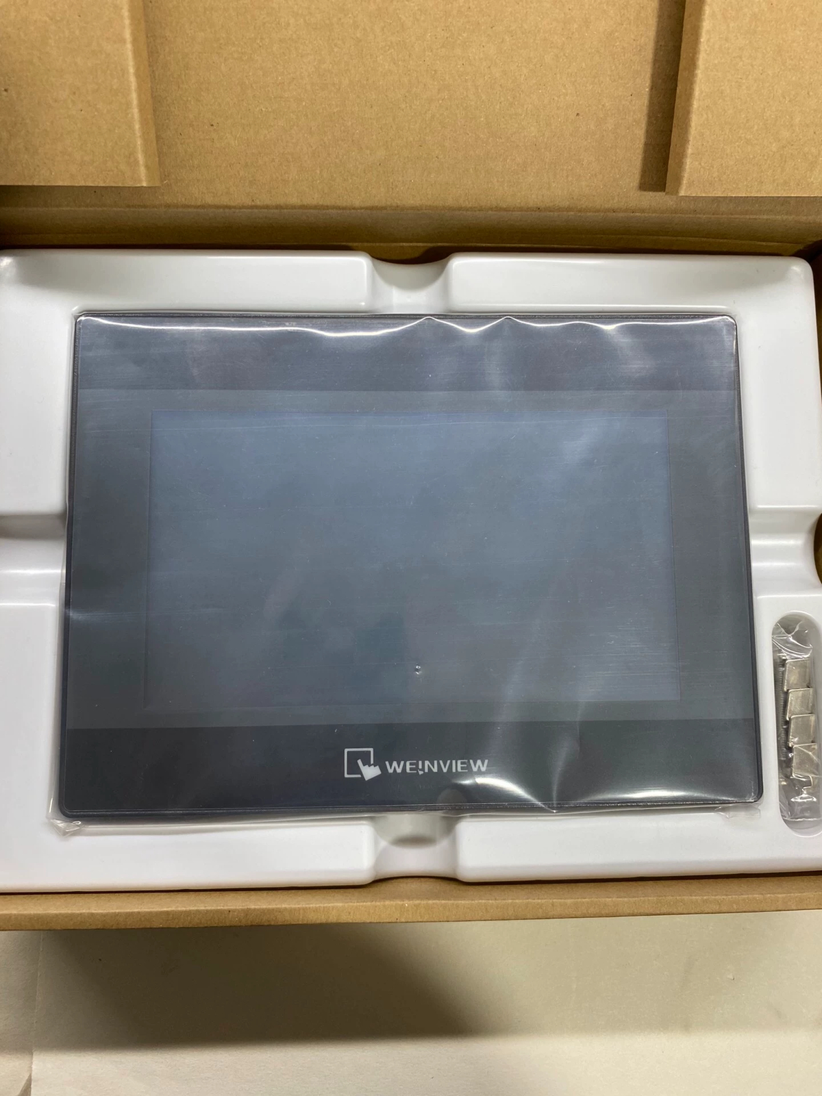 1pc Weinview MT6071IP New Touch Screen