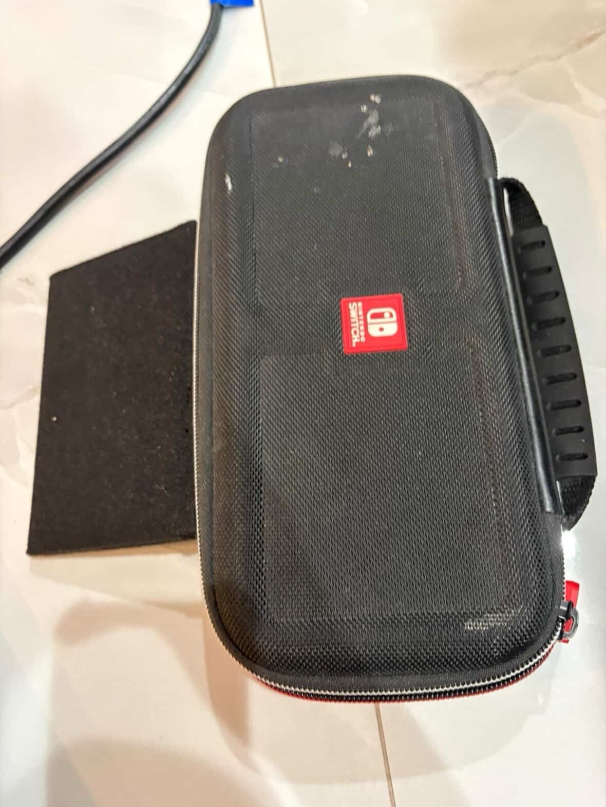Nintendo Switch OLED, HDMI cable, Joy-Con, Dock, Carrying Case, Grip