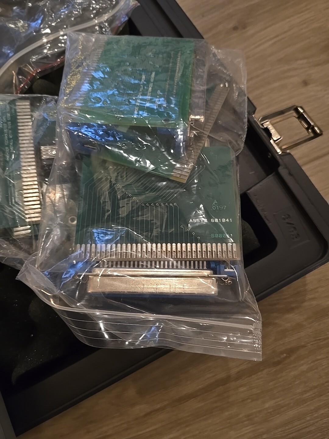 MICROTEST Multi-pair Tester 2 Power Adapters and Hard Carry Case