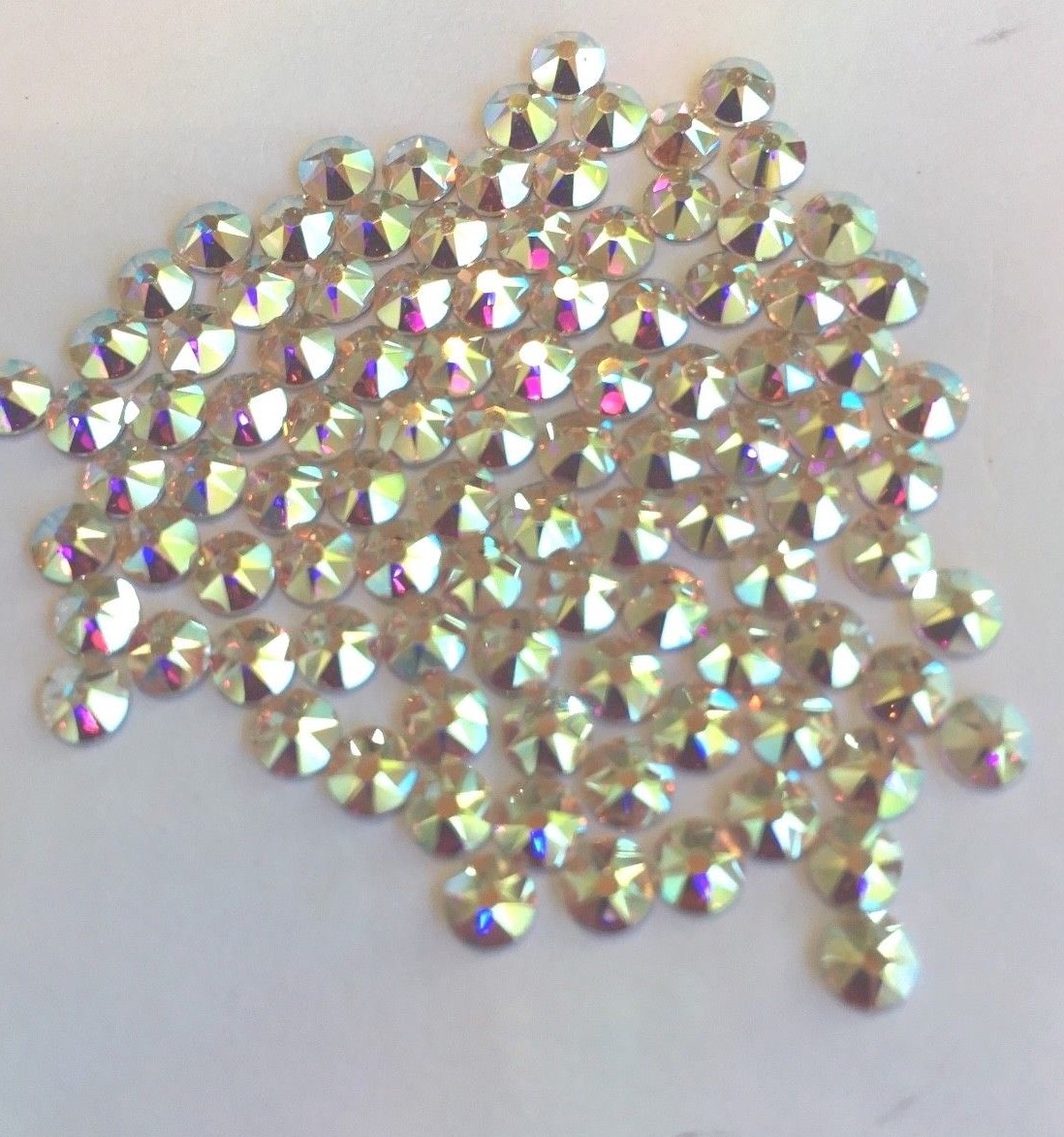 100 pc SWAROVSKI CRYSTAL CLEAR AB 8ss Rhinestone Flatbacks 2058, Bridal, Small