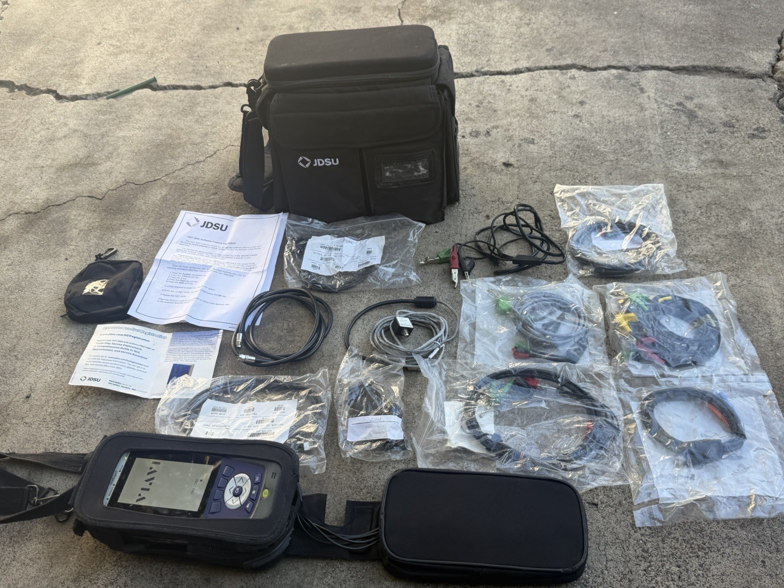 Viavi/JDSU OneExpert ONX-580 Cable Tester Kit W All On The Picture No Charger In