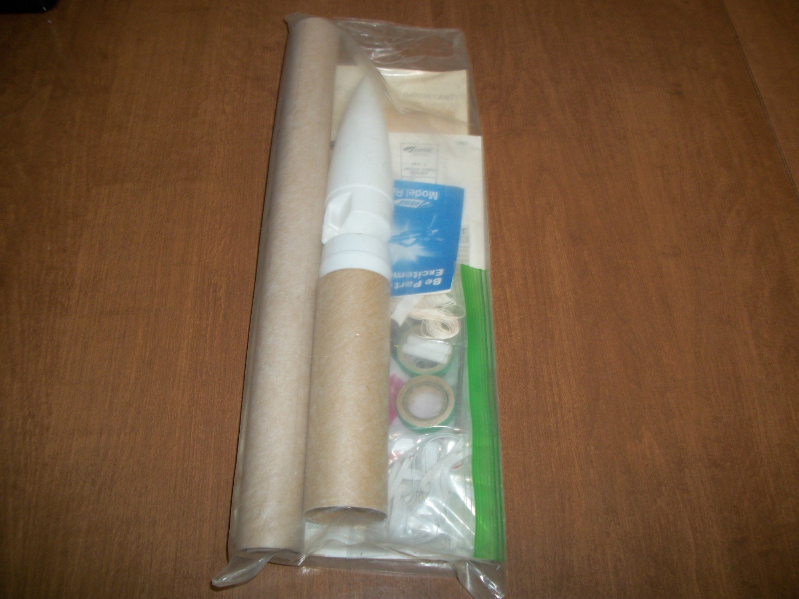 ESTES "SCRAMBLER:2" FLYING MODEL ROCKET