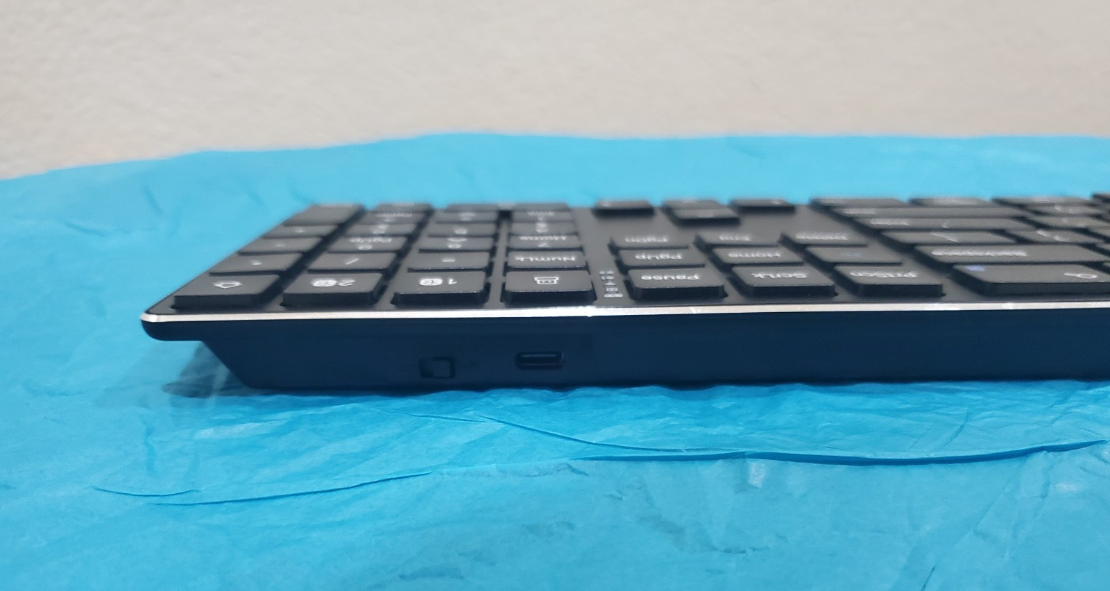 TIETI Wireless keyboard #209