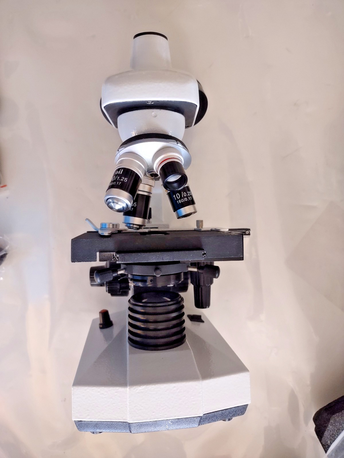 Needs calibration, Trinocular Microscope 40X-5000X Magnification ,