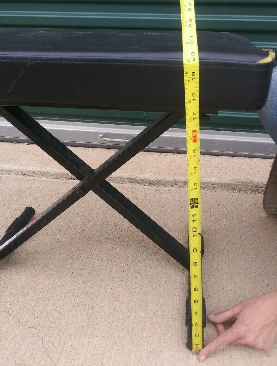 USED BLACK LEATHER FOLDING PROLINE WORKOUT BENCH