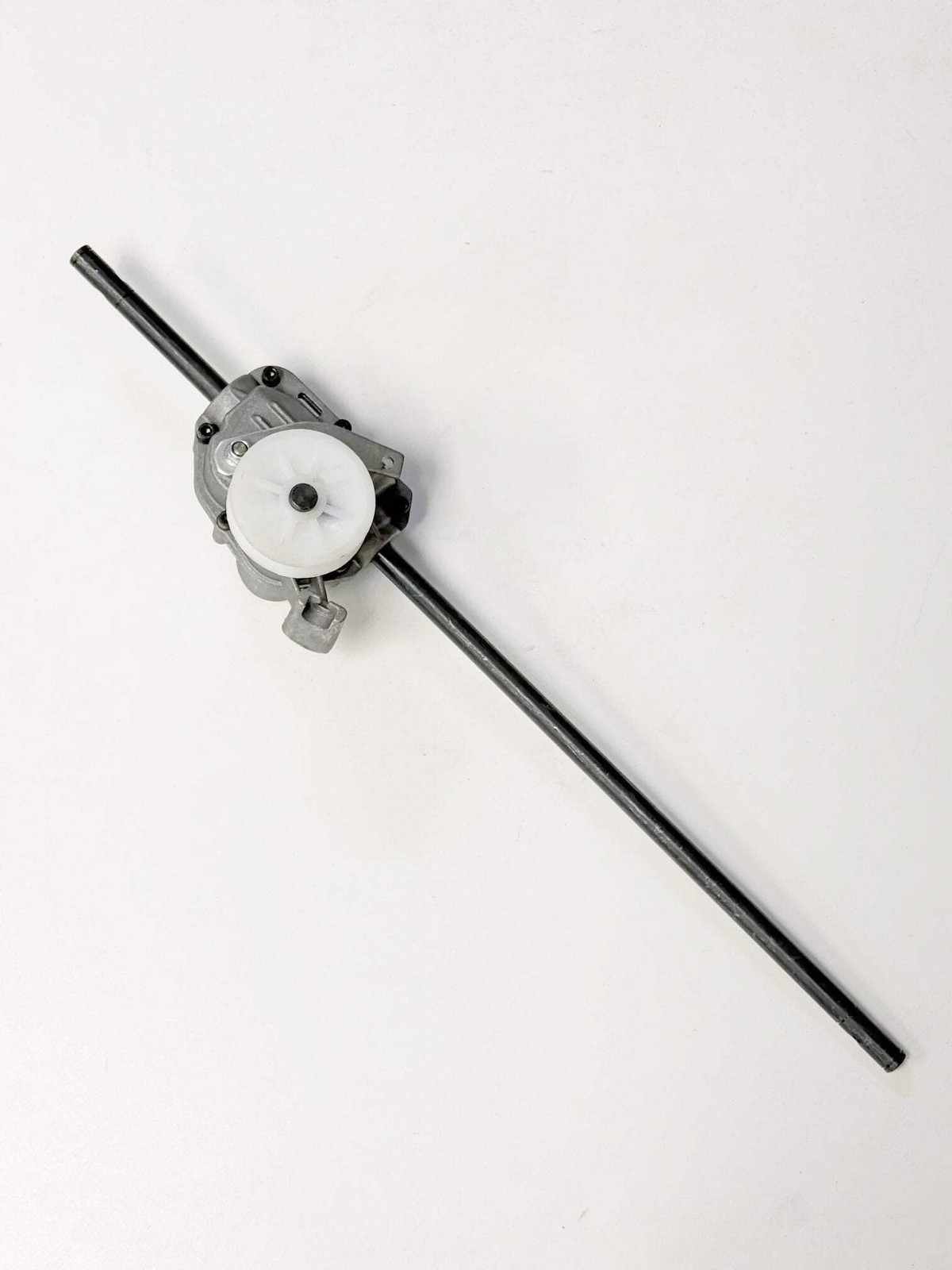 1004022001 GEARBOX for Yard Force fits model YF-22-3N1SPF