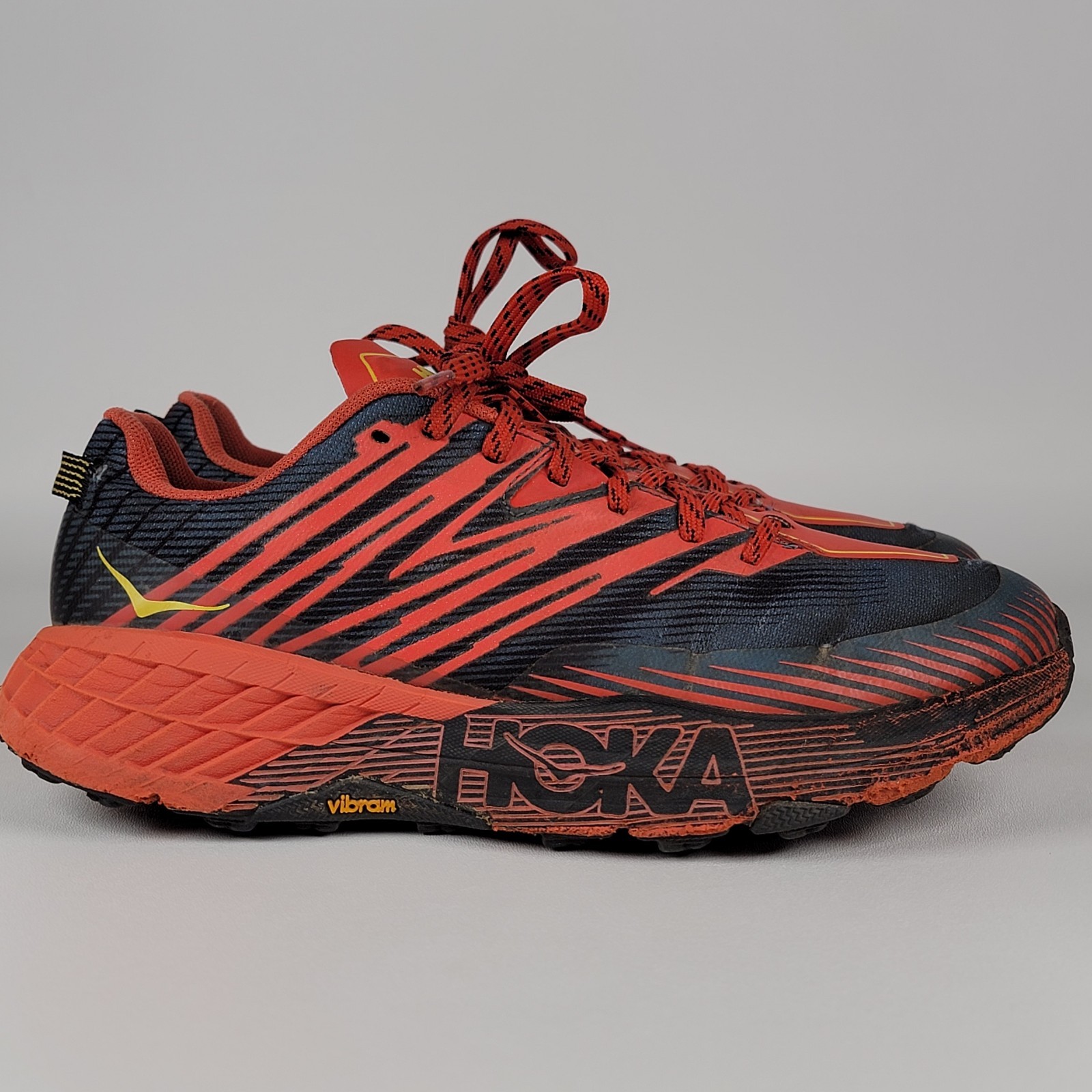 Hoka One One Speedgoat 4 1106525-FPBL Athletic Shoes Men's 9 Red Mesh Sports