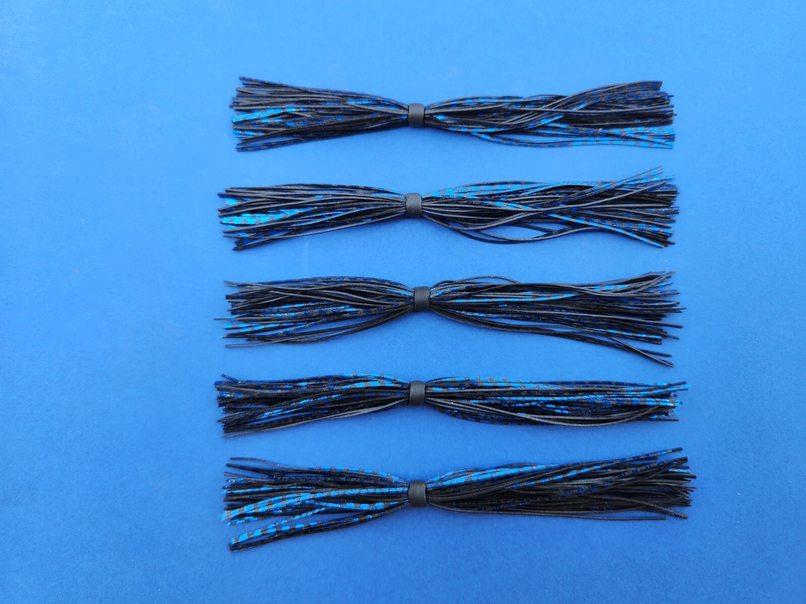 5 Blue Chrome silicone skirt replacement material Tabs Spinner bait jig