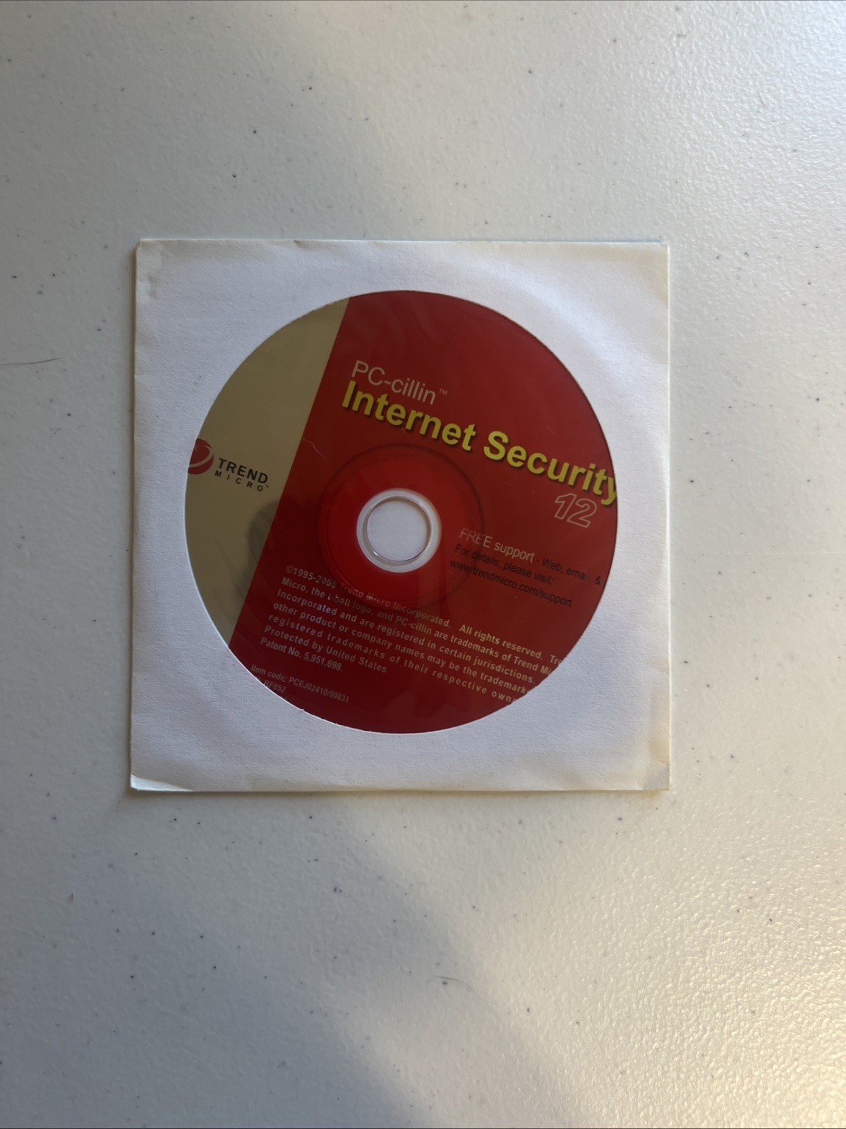 Trend Micro PC-cillin Internet Security 12 Backup CD Software Disc 0UP819
